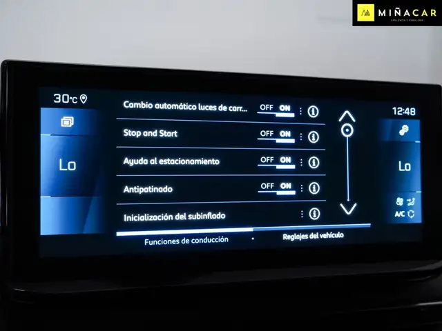 Peugeot 3008 view 12