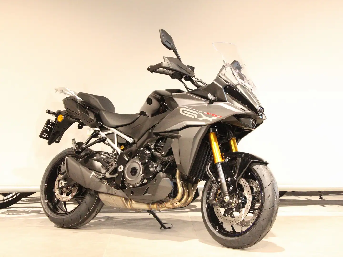 Suzuki GSX-S 1000GX GSX-S1000GX Zwart - 2