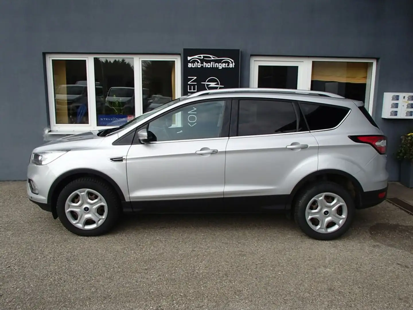 Ford Kuga 4x4 Cool & Connect Silber - 1