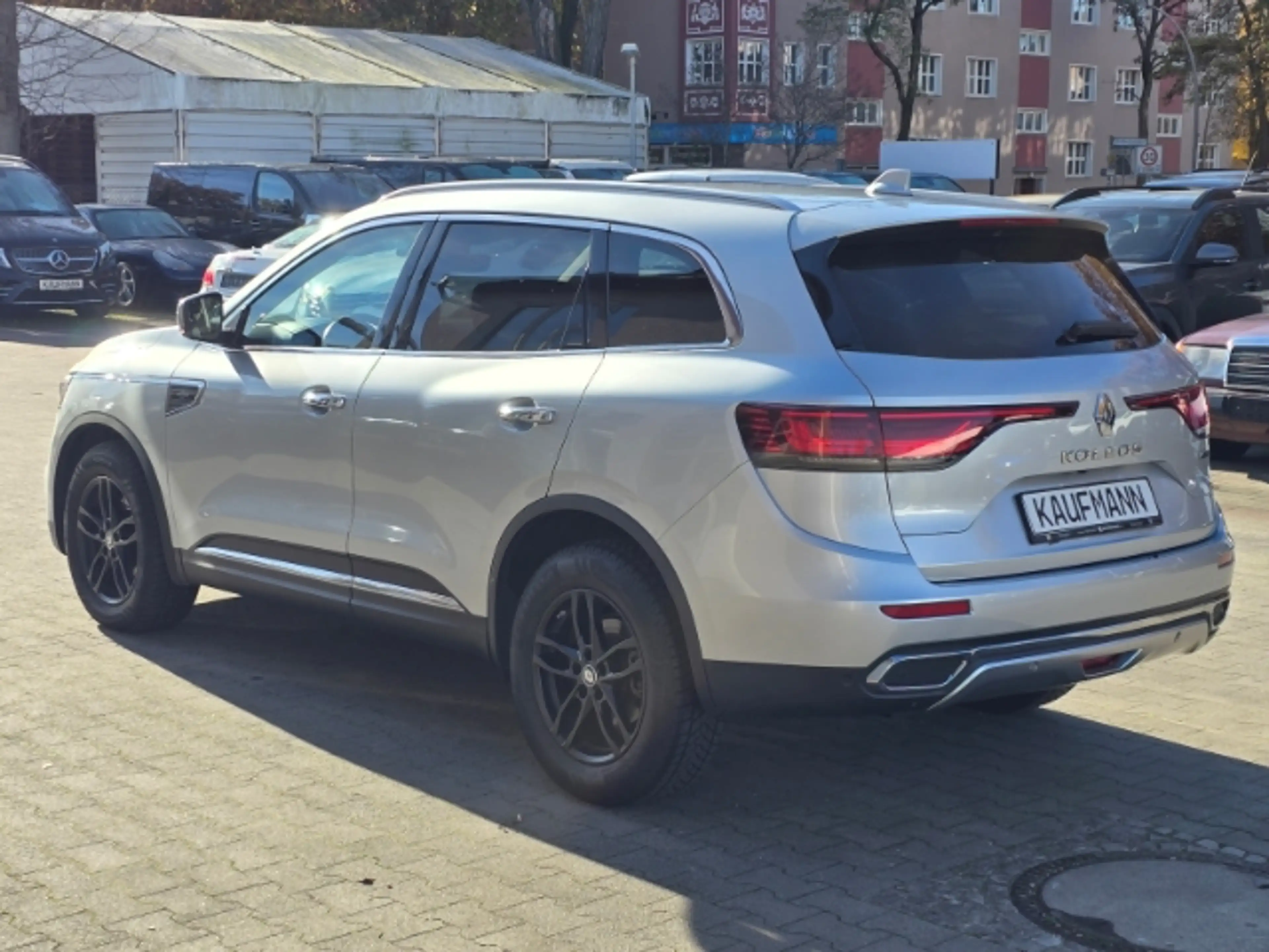 Renault Koleos Initiale Paris 4x4 2.0 BLUE dCi 185 FAP VOLL — photo 6
