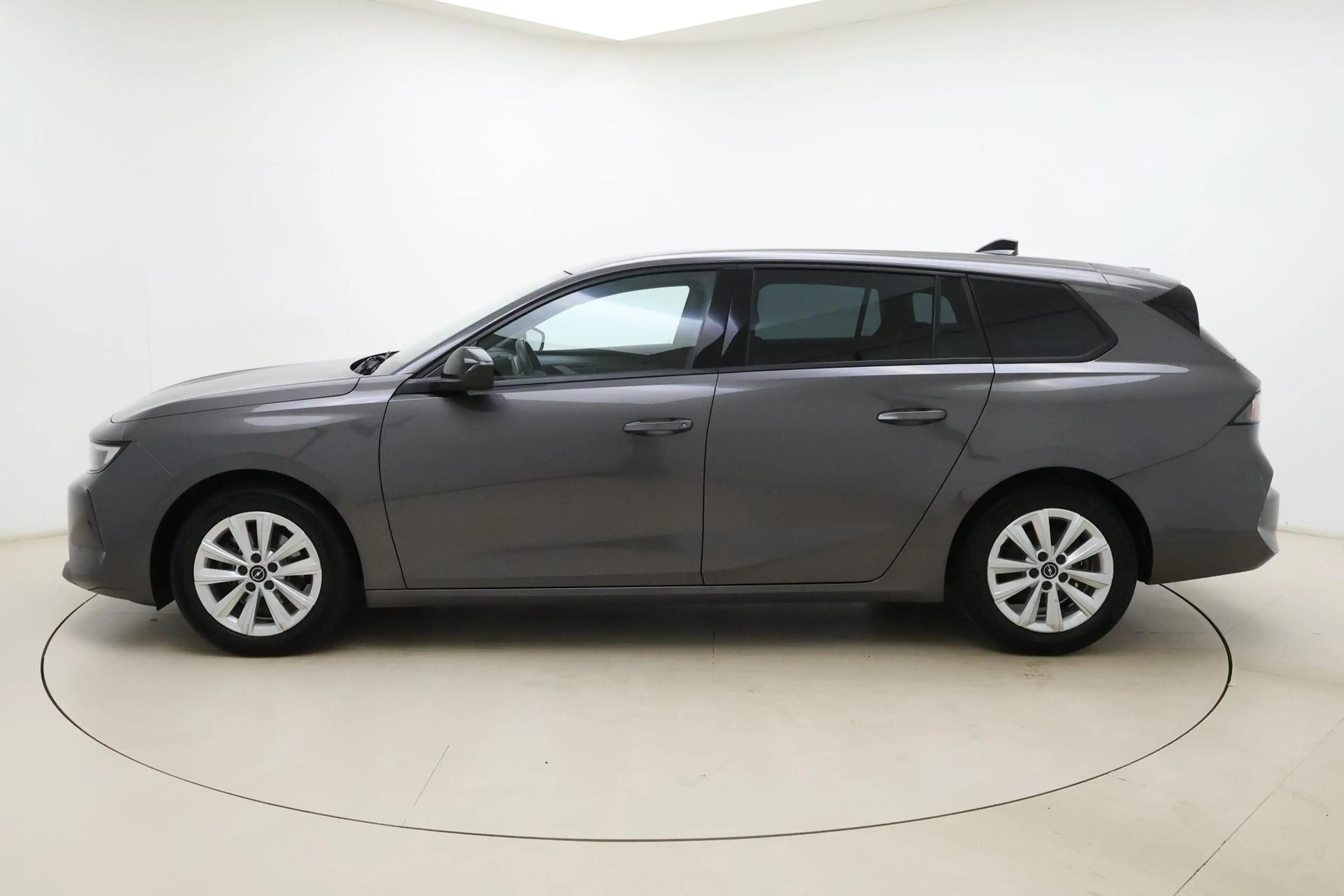 Opel Astra Sports Tourer 1.2 Turbo 110pk Edition | Navigatie — photo 5
