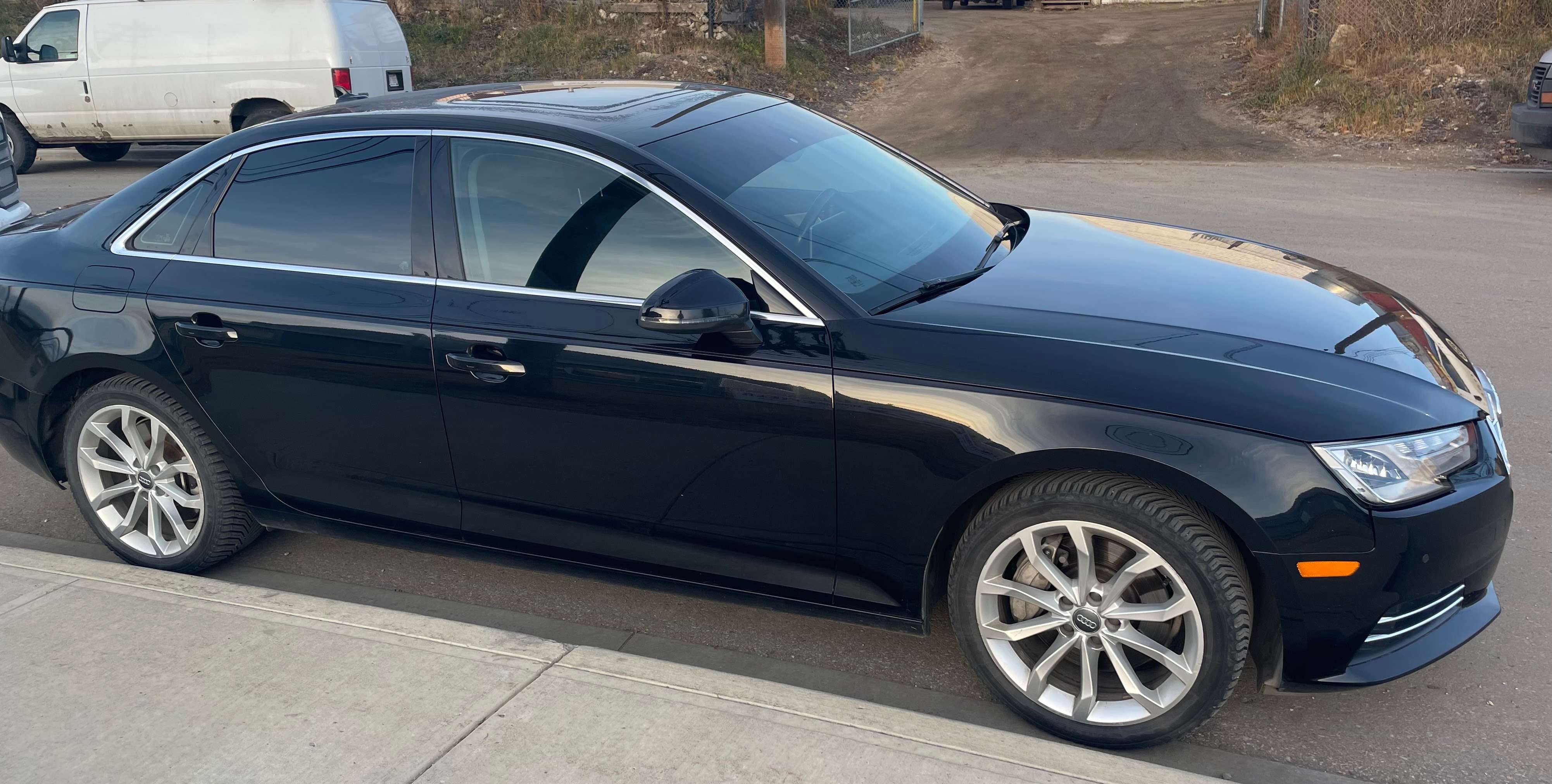 2017 Audi A4 Prestige thumb 8