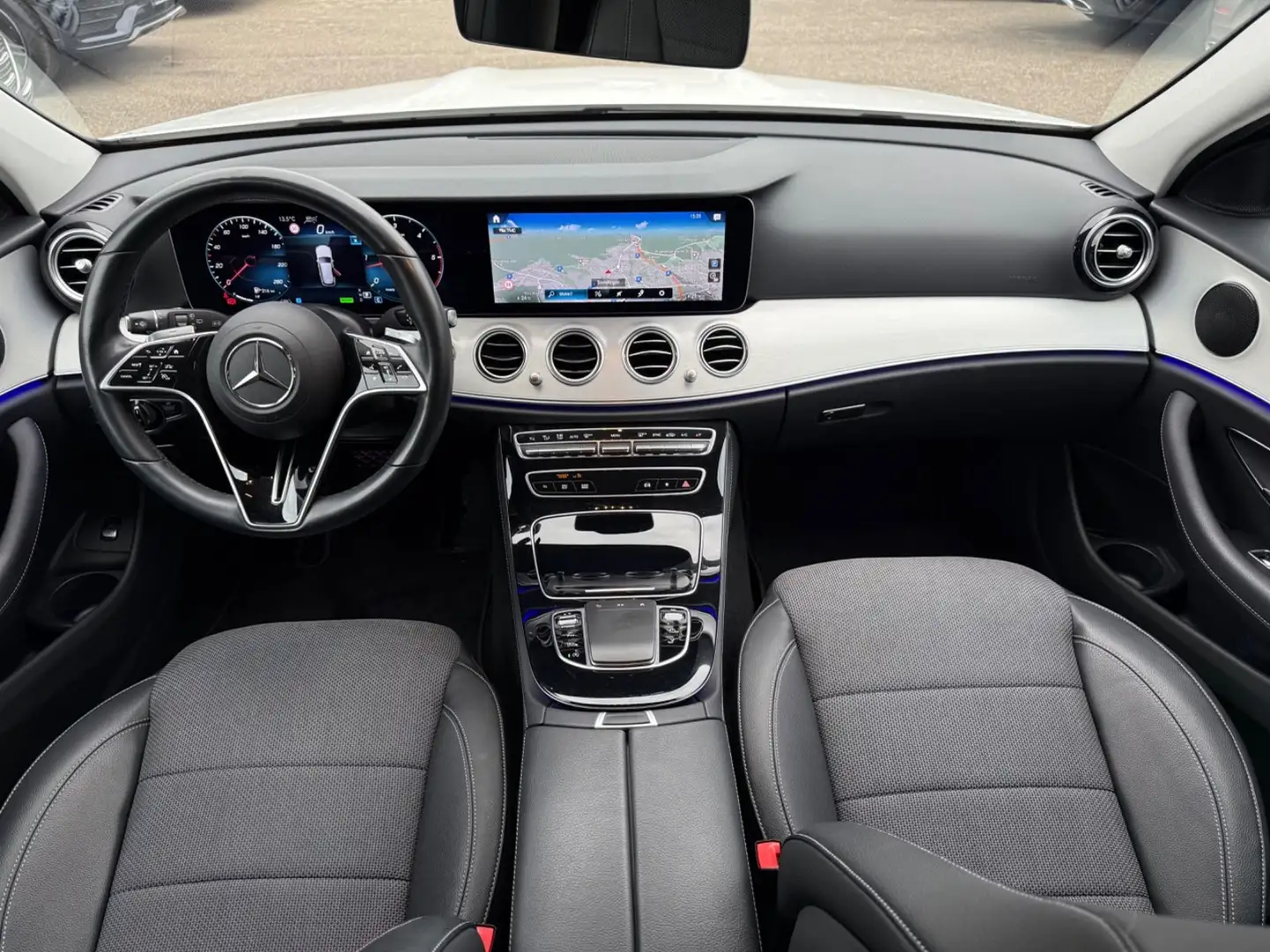 Mercedes-Benz E 220 d T Avant.*360°Kamera+ Memory+Park-Paket+AH Blanc - 2