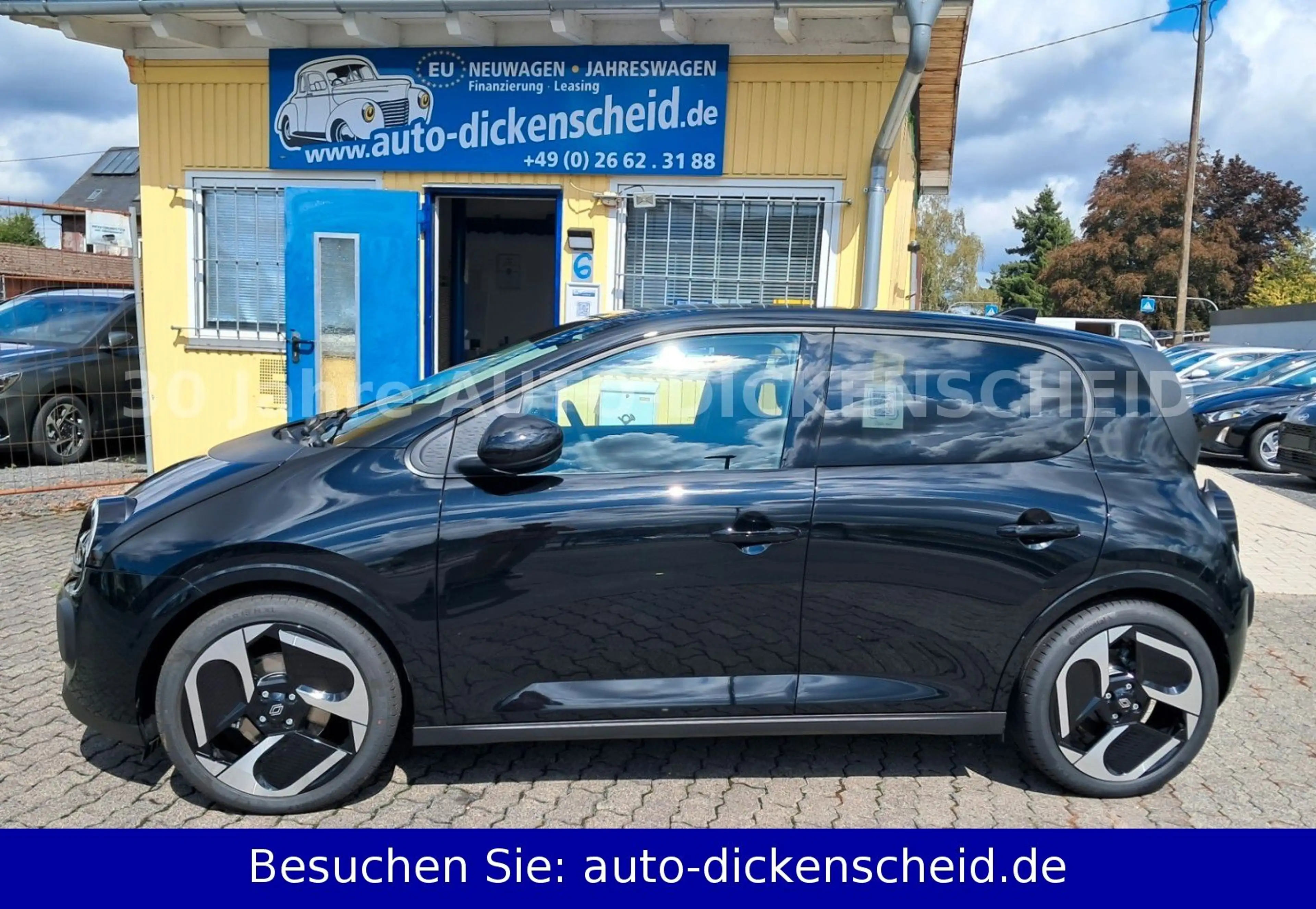 Renault Twingo E-Tech 80 Urban Range Techno 60 kW SHZ-18 — photo 11