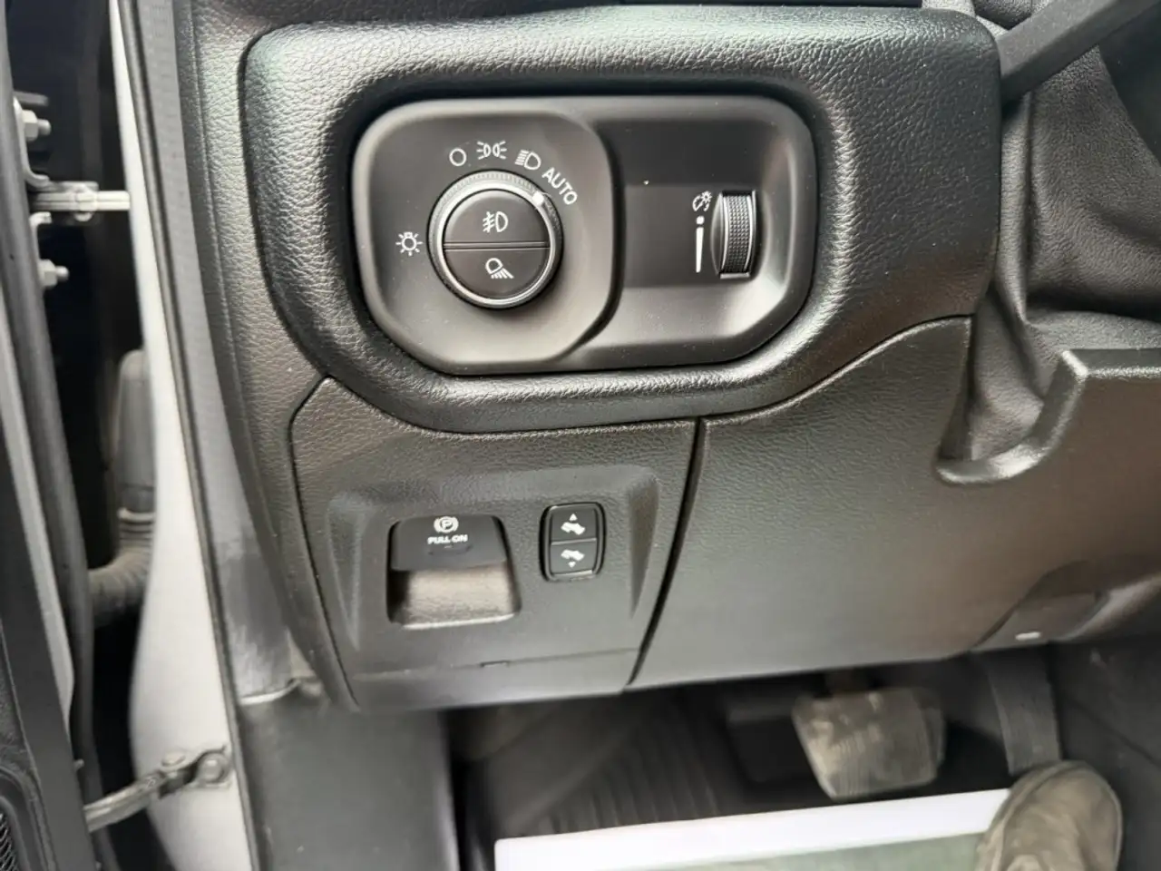 RAM 1500 photo RAM 1500