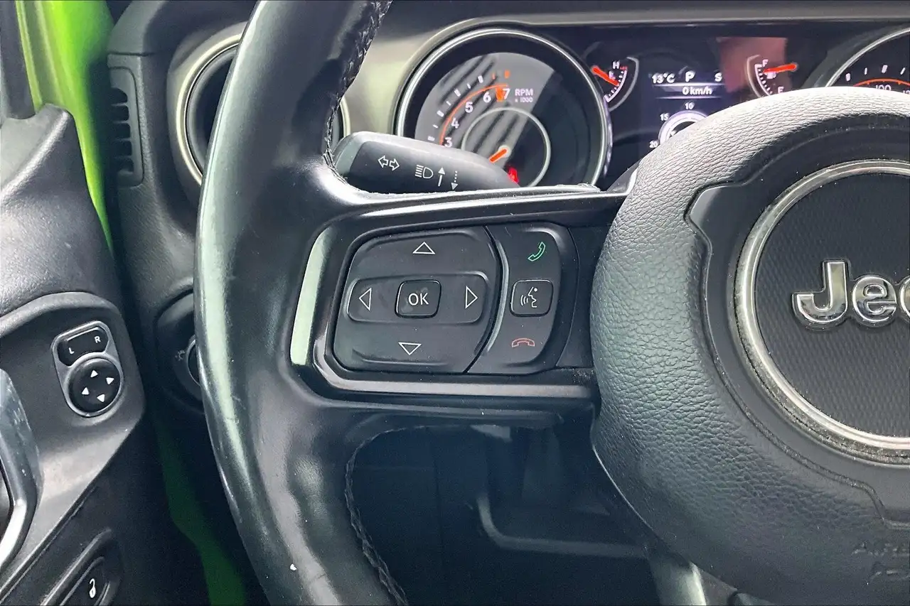 Jeep Wrangler снимка Jeep Wrangler