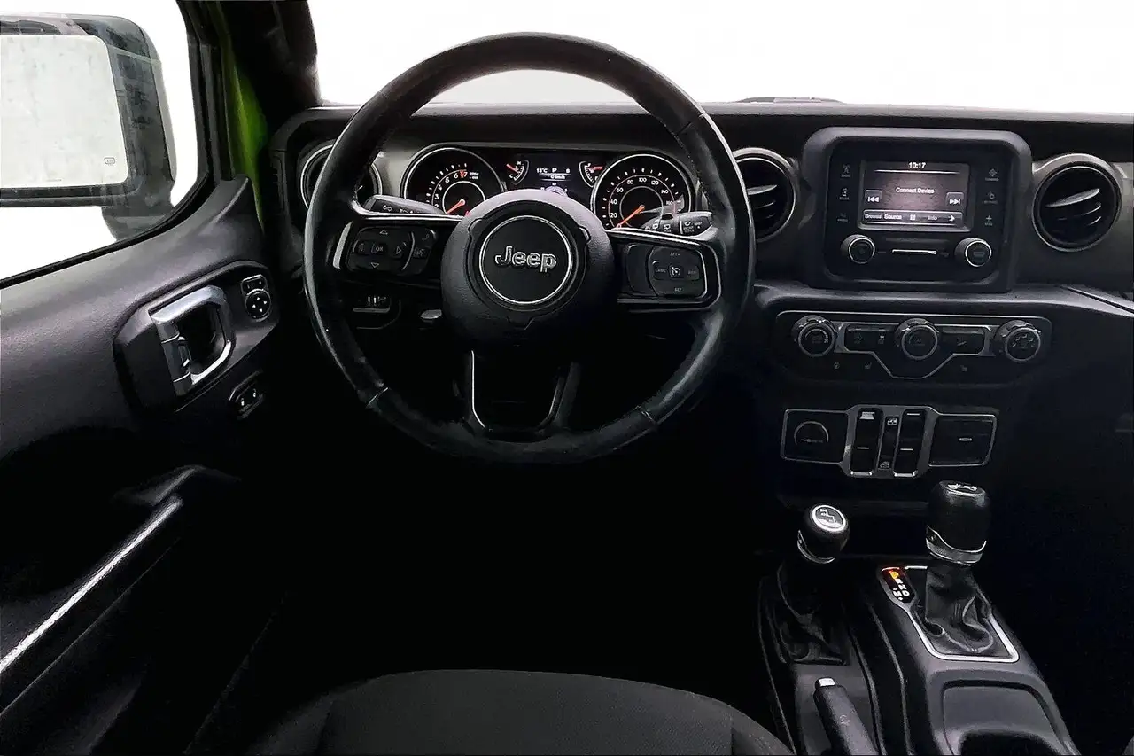 Jeep Wrangler снимка Jeep Wrangler