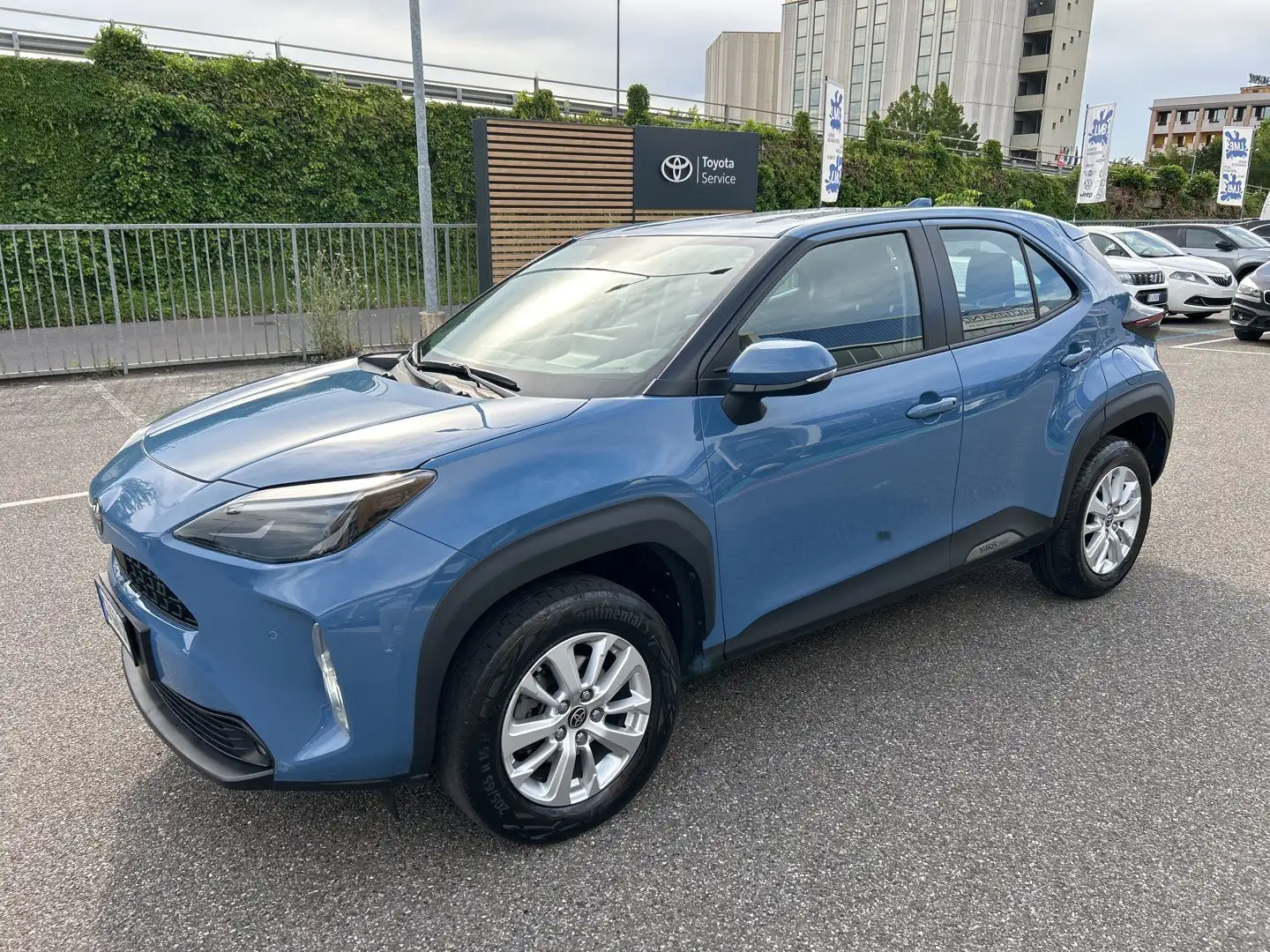 Toyota Yaris Cross 1.5 Hybrid 5p. Business IVA ESPOSTA COMPRESA  GAR Blu/Azzurro - 1