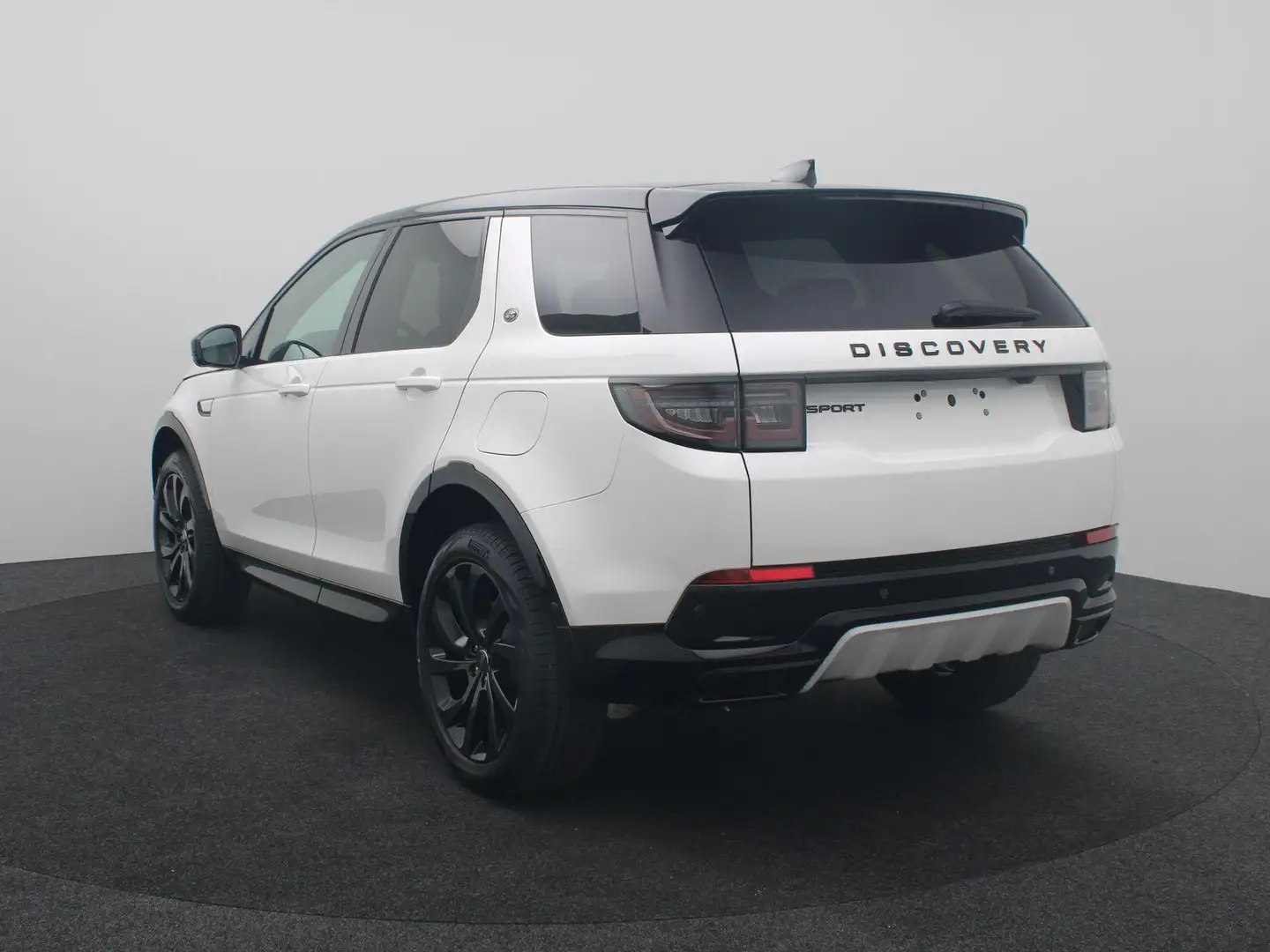 Land Rover Discovery Sport 1.5 P270e PHEV Dynamic Edition | Elektrisch in- en Wit - 2