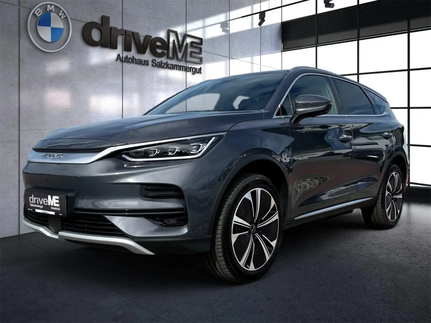 BYD Tang 86,4 kWh Flagship Grau - 2