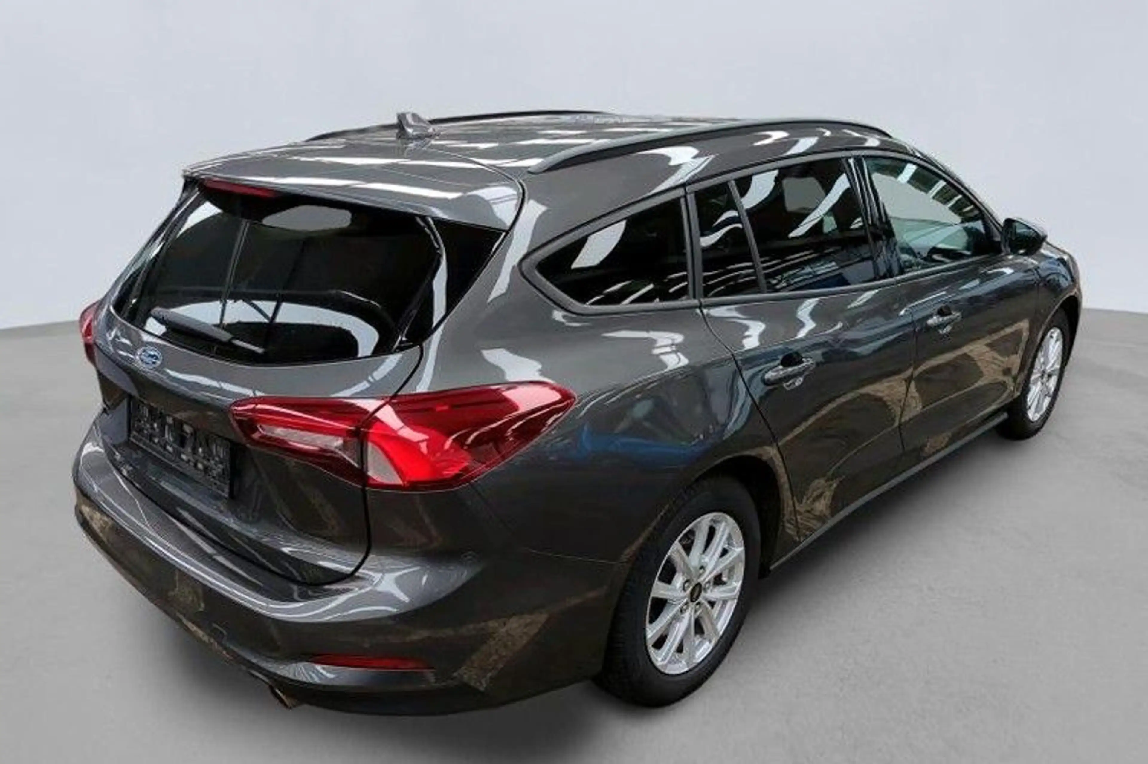 Ford Focus Turnier 1.5 88KW WINTERPAKET/KAMERA V+H — photo 2