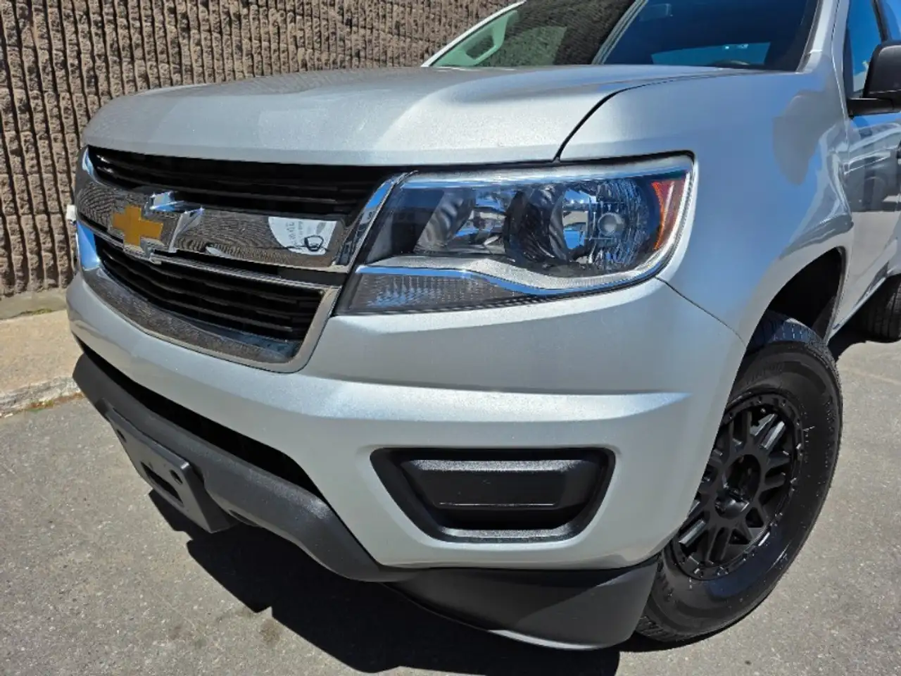Chevrolet Colorado снимка Chevrolet Colorado