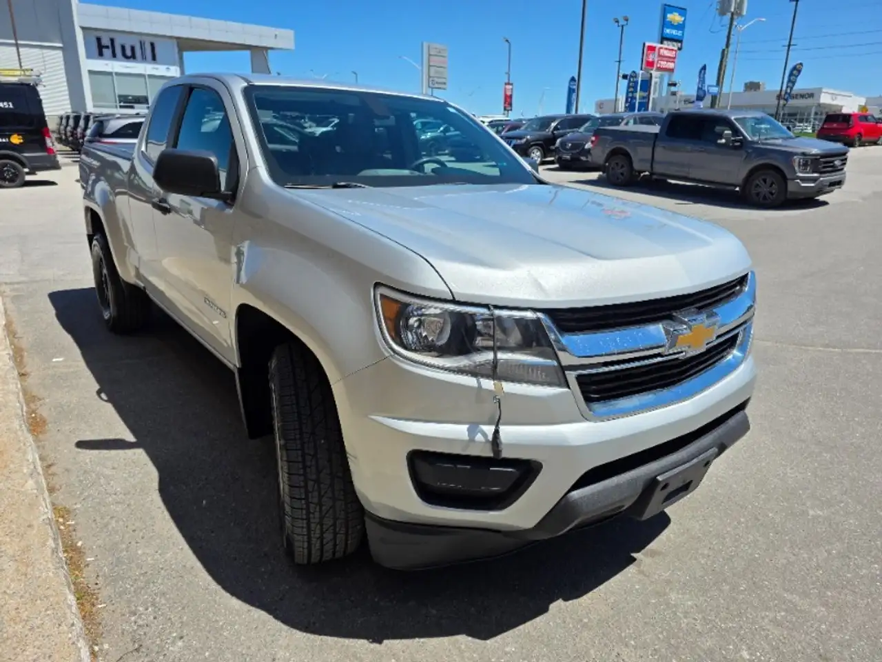 Chevrolet Colorado снимка Chevrolet Colorado