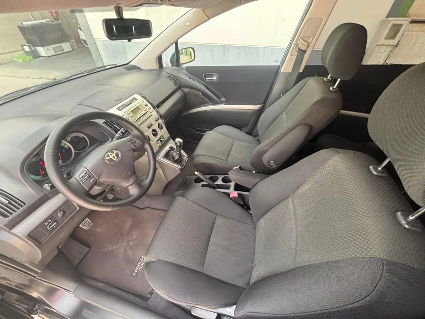 Toyota Corolla Verso 2.2D4D Luna Negro - 2