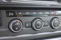 Volkswagen T6 2.0 TDI Multivan Trendline APP Sitzhzg Climatro Rot - thumbnail 17