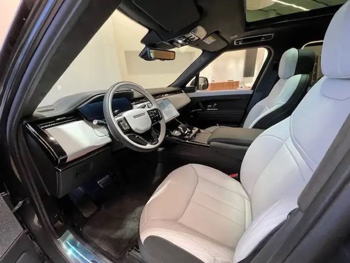 Land Rover Range Rover 4.4 V8 AWD Auto MHEV Autobiography 2026, foto 3