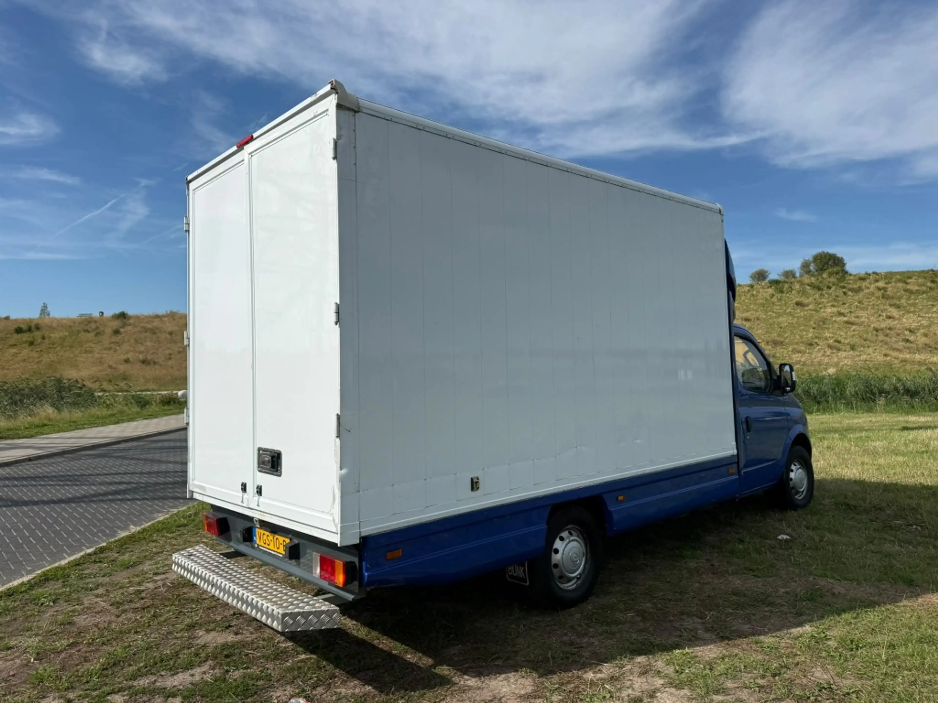 Maxus EV80 EV80 LWB H3 — photo 10