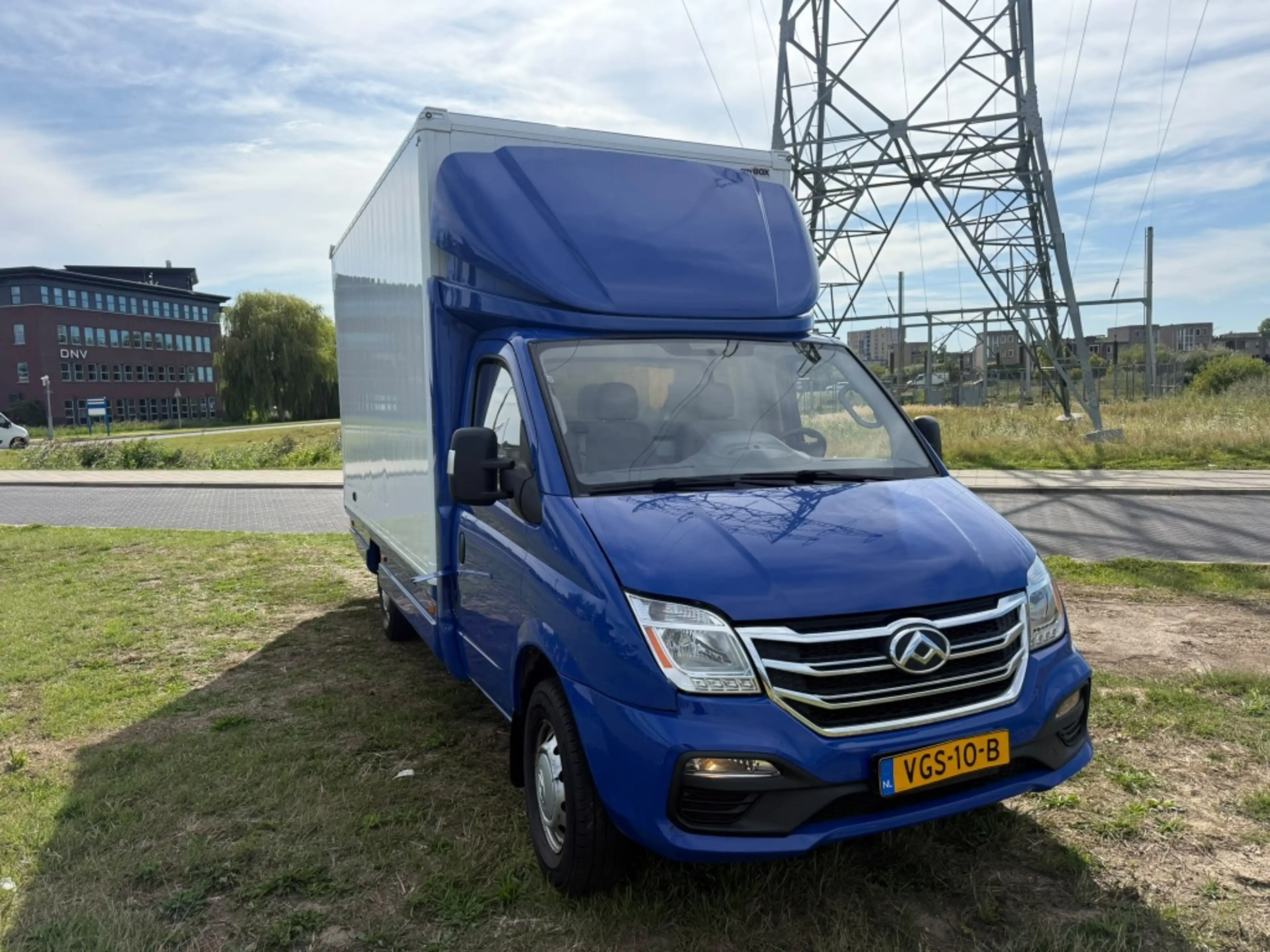 Maxus EV80 EV80 LWB H3 — photo 5