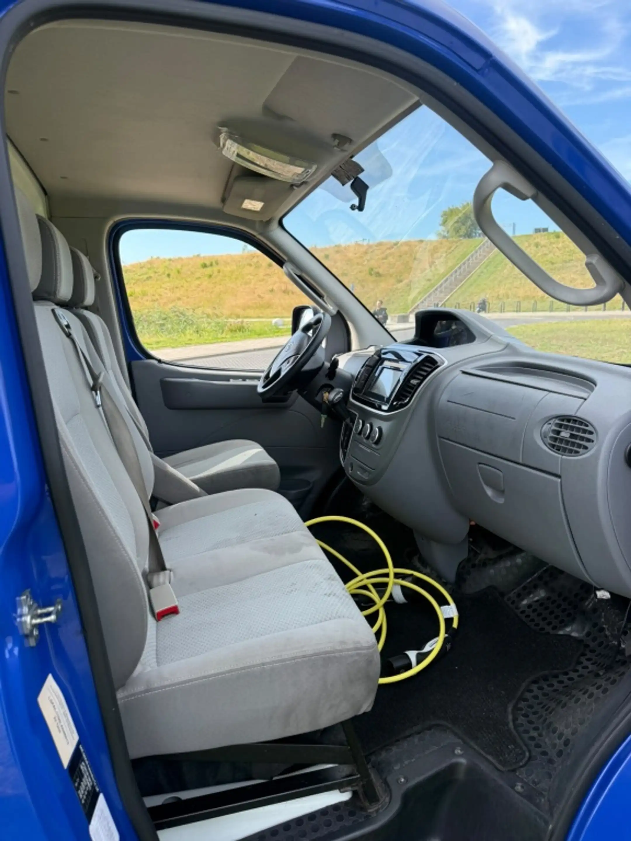 Maxus EV80 EV80 LWB H3 — photo 3