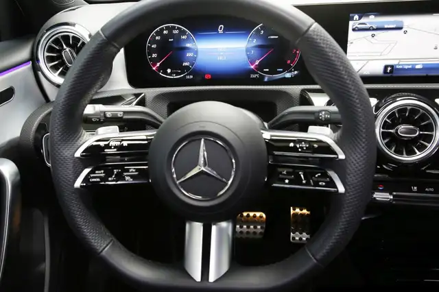 Mercedes-Benz A-Class view 13