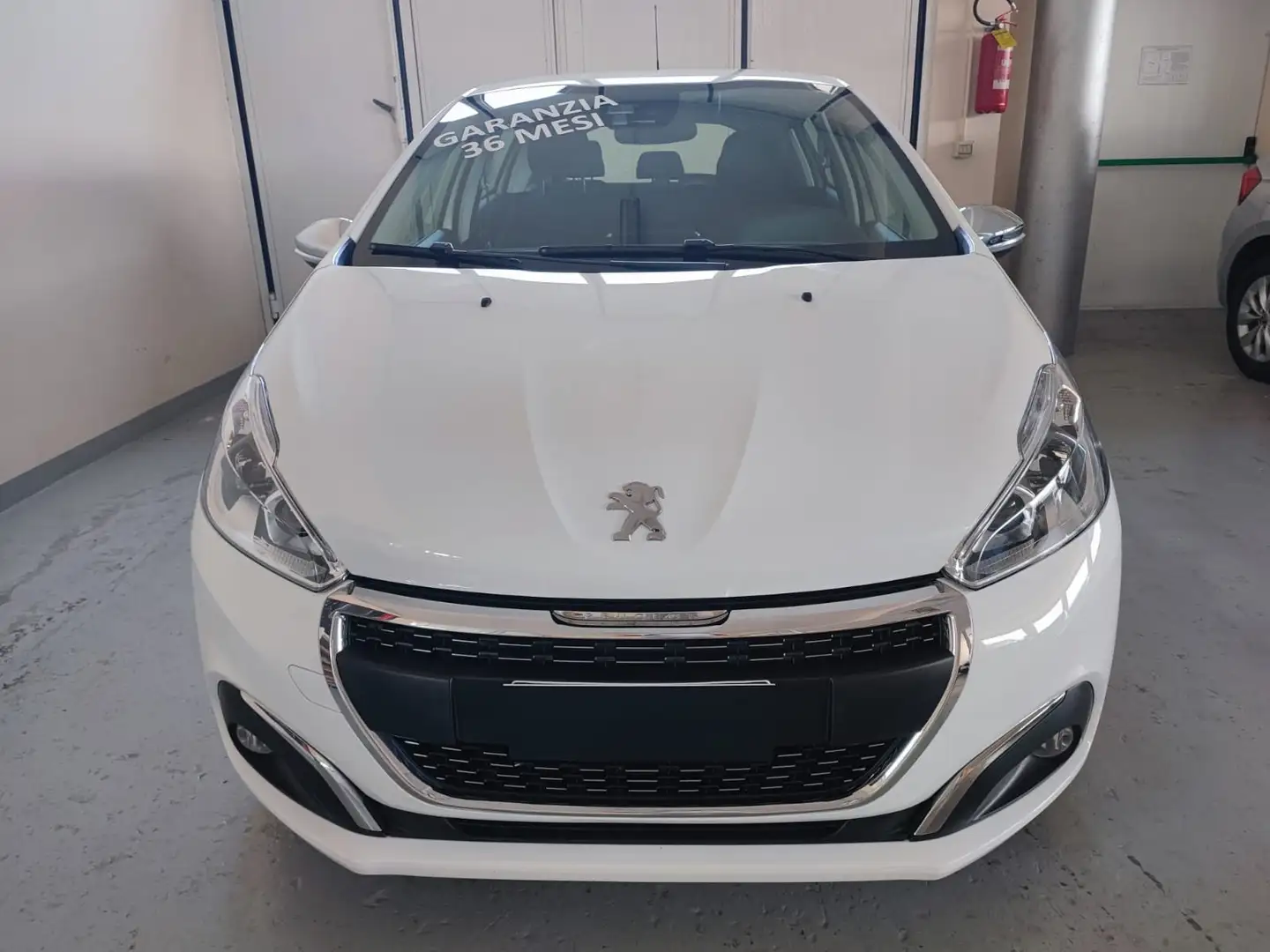 Peugeot 208 5p 1.2 puretech Allure 110 cv Bianco - 1