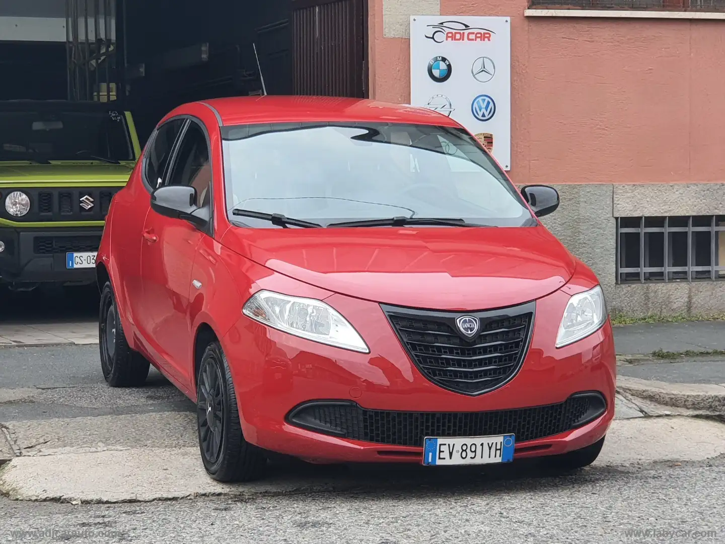 Lancia Ypsilon 1.2 69 CV 5p. Rot - 1