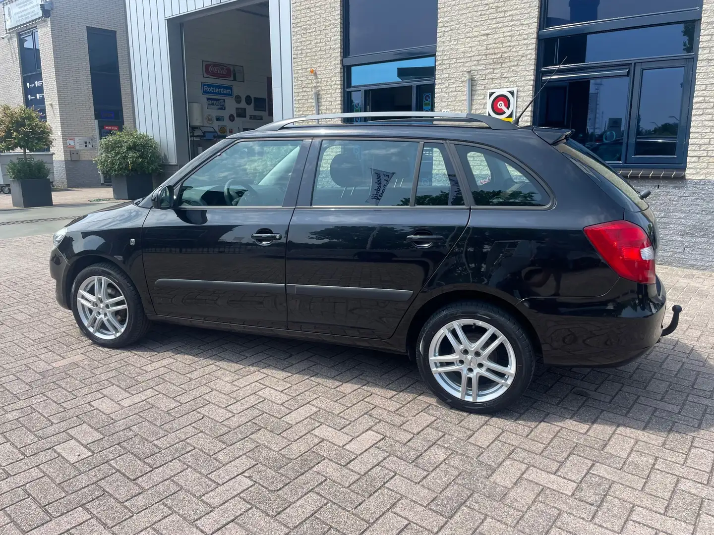 Skoda Fabia Combi 1.2 TSI Ambition- trekhaak-airco Negro - 2