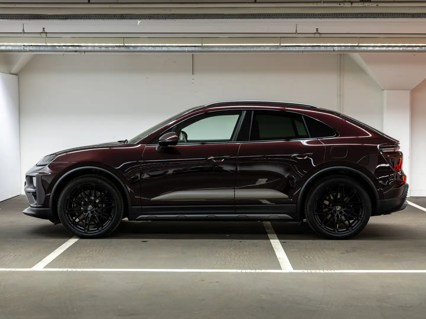 Porsche Macan Turbo Фіолетовий - 2