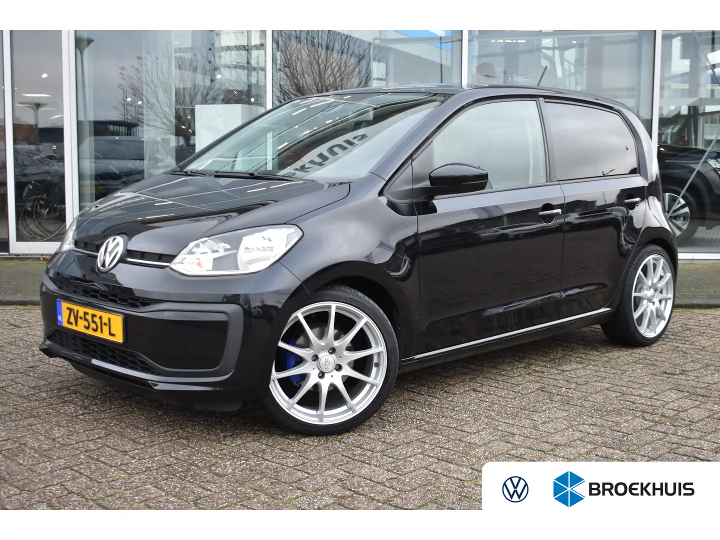 Volkswagen up! 1.0 MPI 60PK | DEALER ONDERHOUDEN | CRUISE CONTROL Zwart - 1