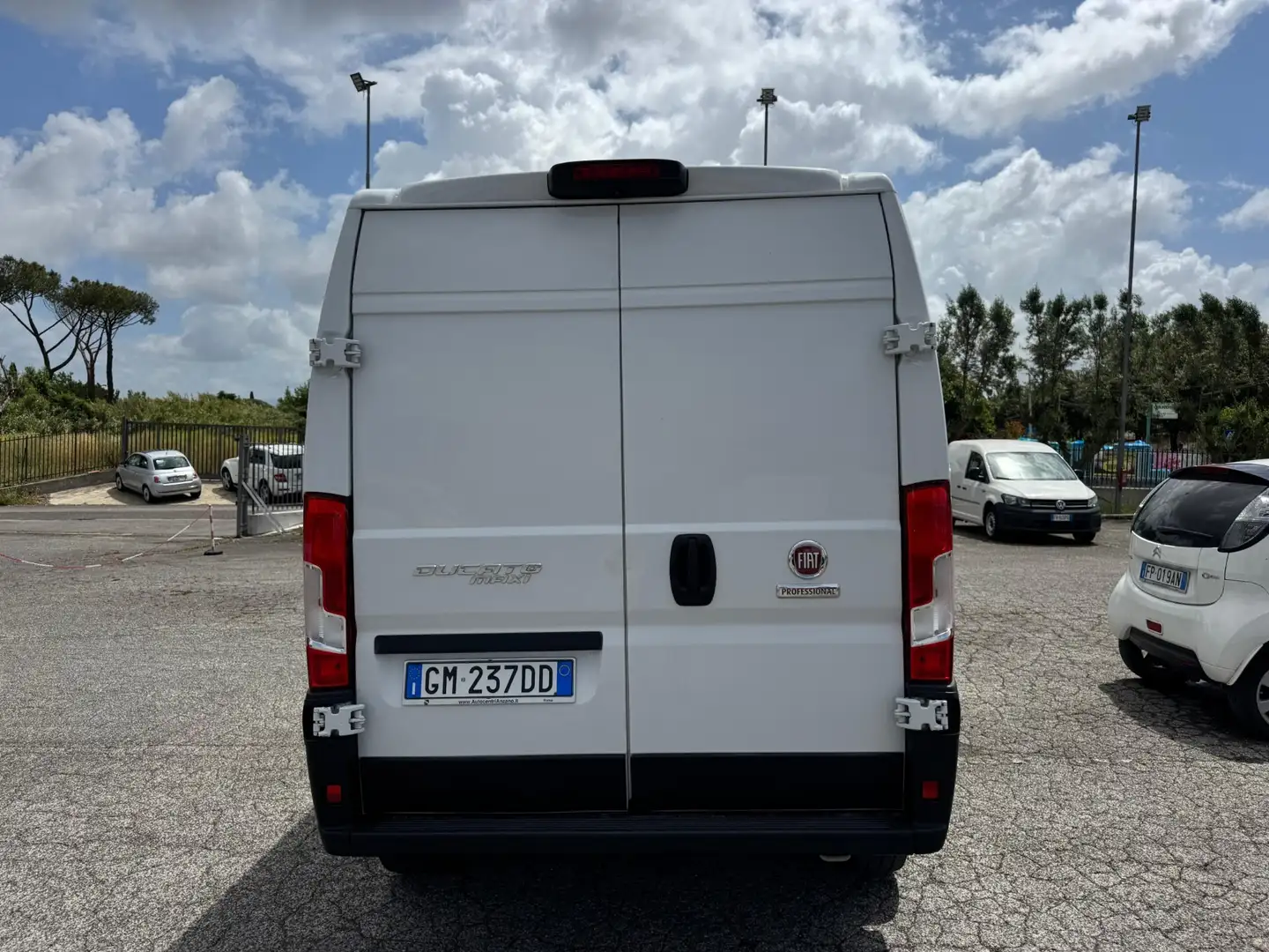 Fiat Ducato 35 2.2 Mjt 160CV PM-TN Furgone Maxi Blanc - 2