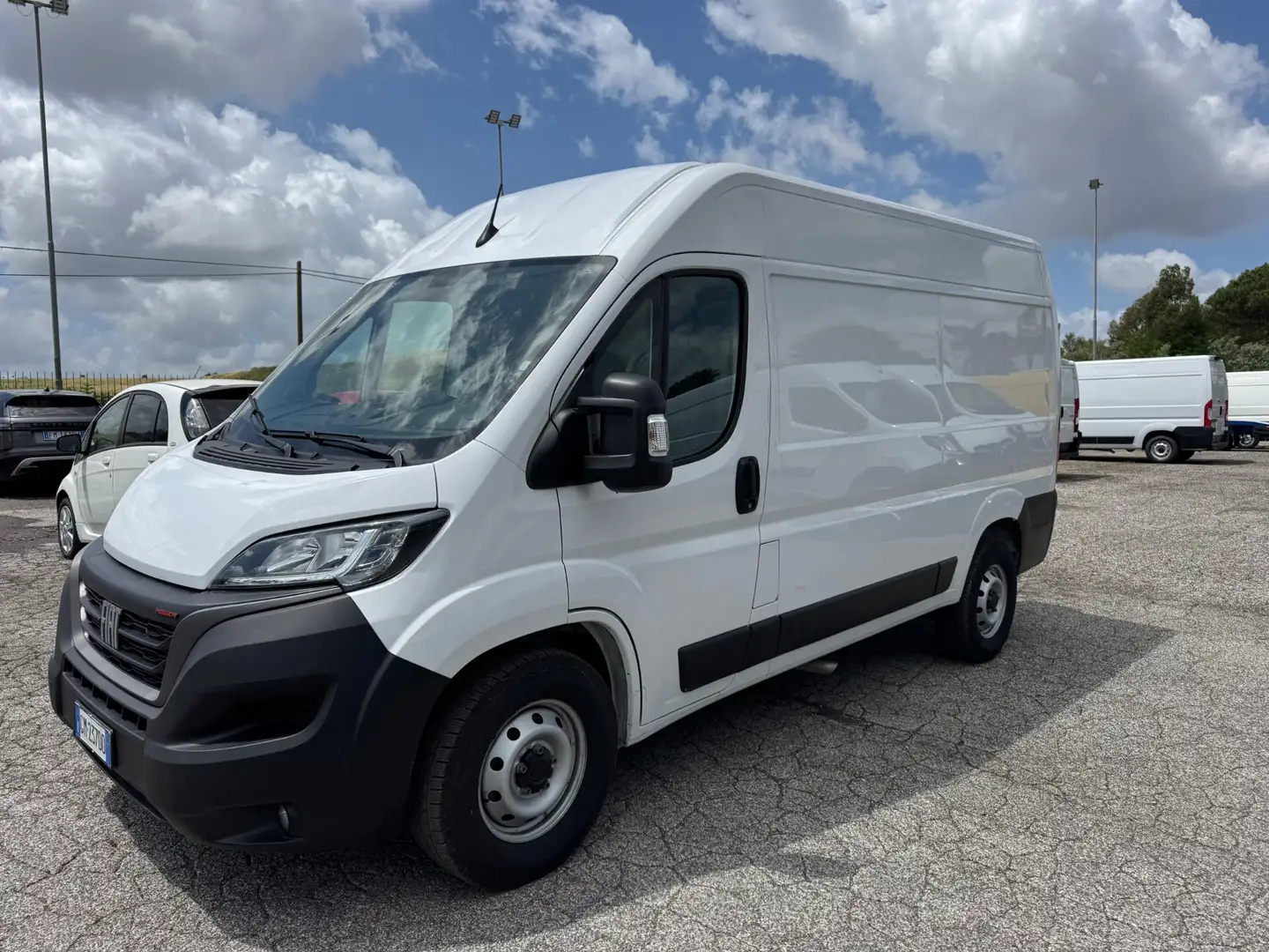 Fiat Ducato 35 2.2 Mjt 160CV PM-TN Furgone Maxi Blanc - 1