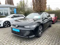 Volkswagen Passat Variant Sportstoelen, Massagestoelen, Trekhaak, 360° camera, Stuurwielverwarming, Parkeerhulp met camera, Parkeerhulp automatisch, Lichtmetalen velgen
