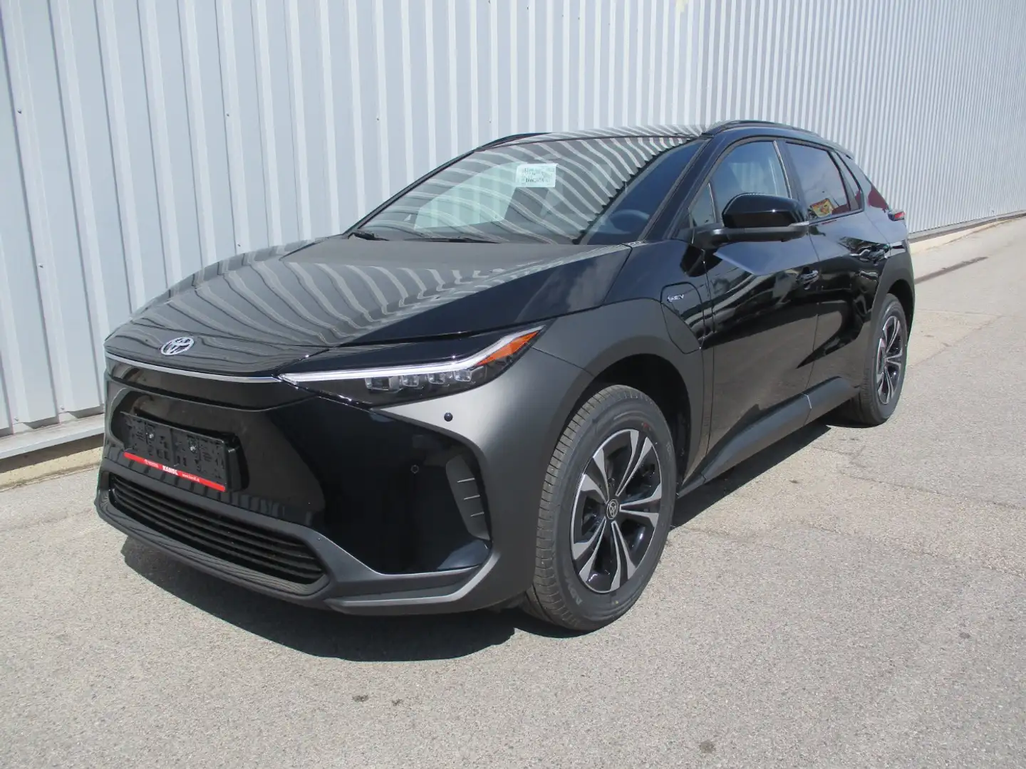 Toyota bZ4X Elektro 71.4kWh Aut. Schwarz - 2