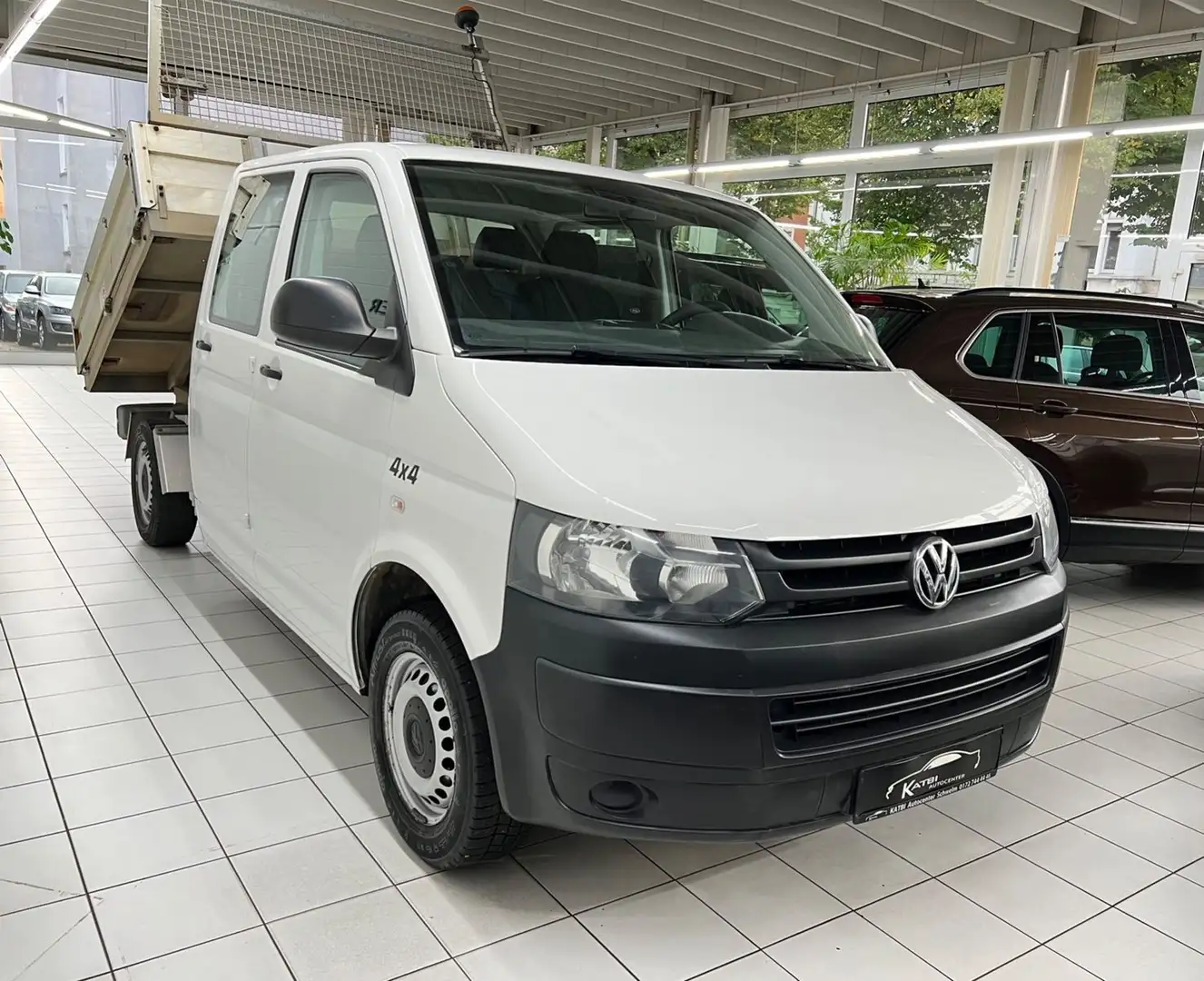 Volkswagen T5 2.0 TDI Kipper 4MOTION Doppelkabine Standhzg Wit - 2