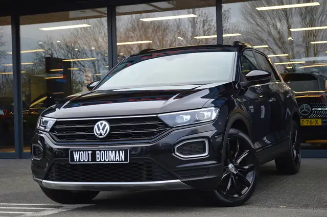 Volkswagen T-Roc 1.5 TSI Sport DSG Led Navi Virtual Acc Camera CarP