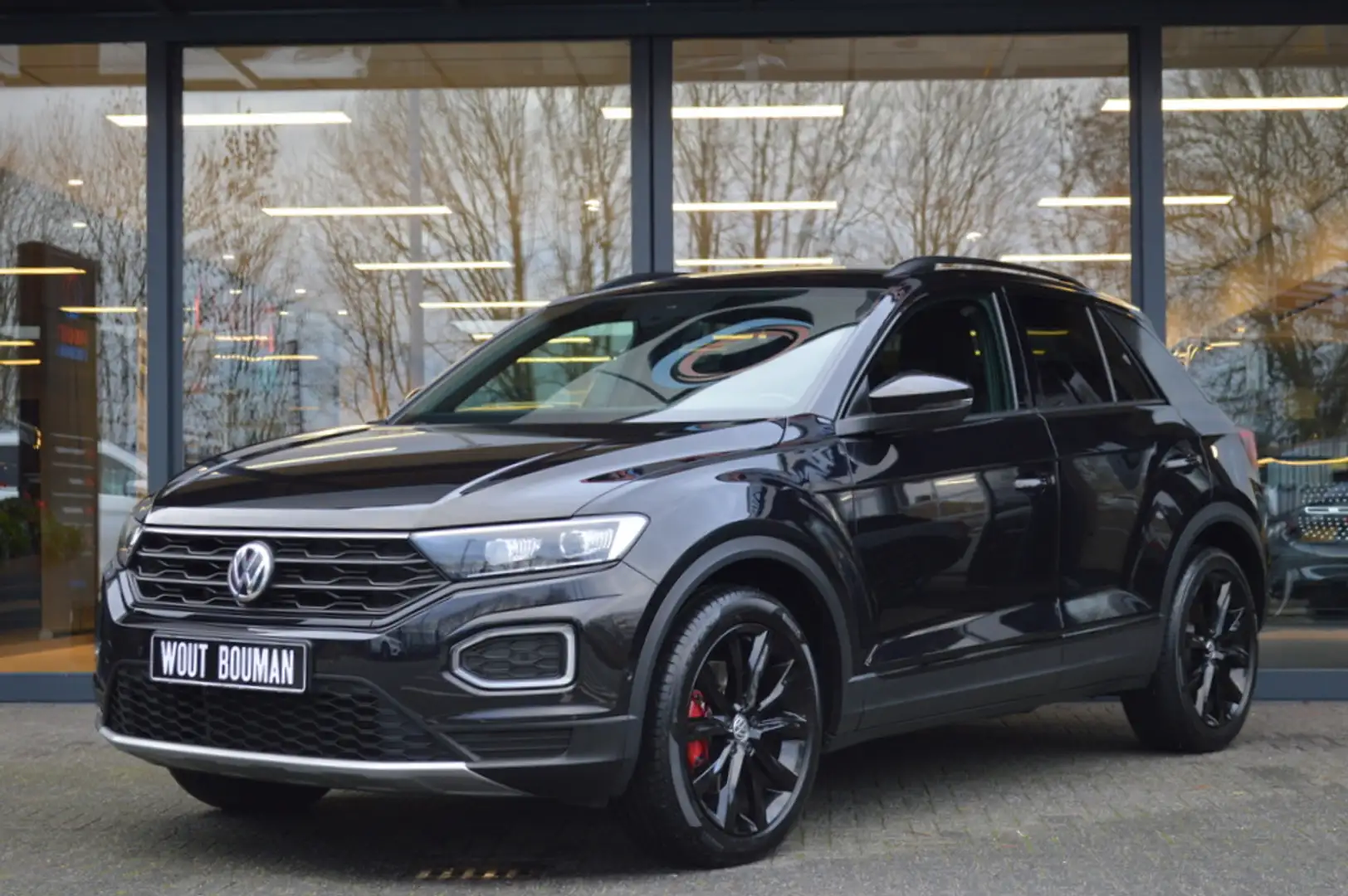 Volkswagen T-Roc 1.5 TSI Sport DSG Led Navi Virtual Acc Camera CarP Zwart - 2