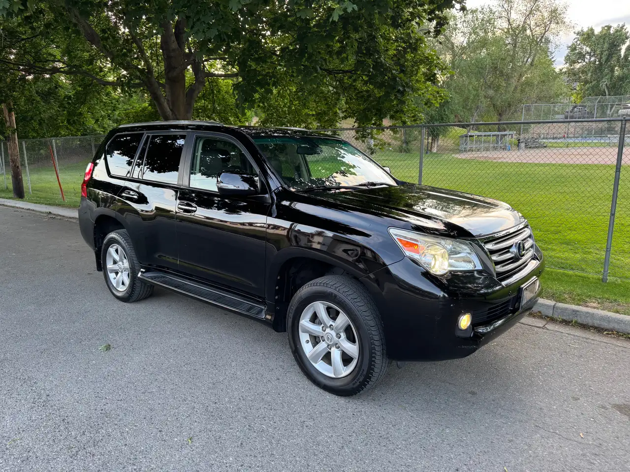 Lexus GX photo Lexus GX