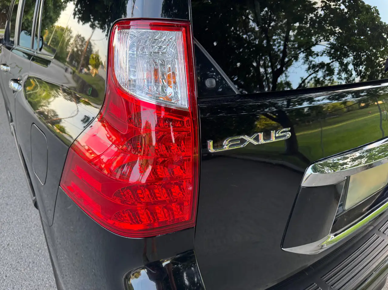 Lexus GX photo Lexus GX