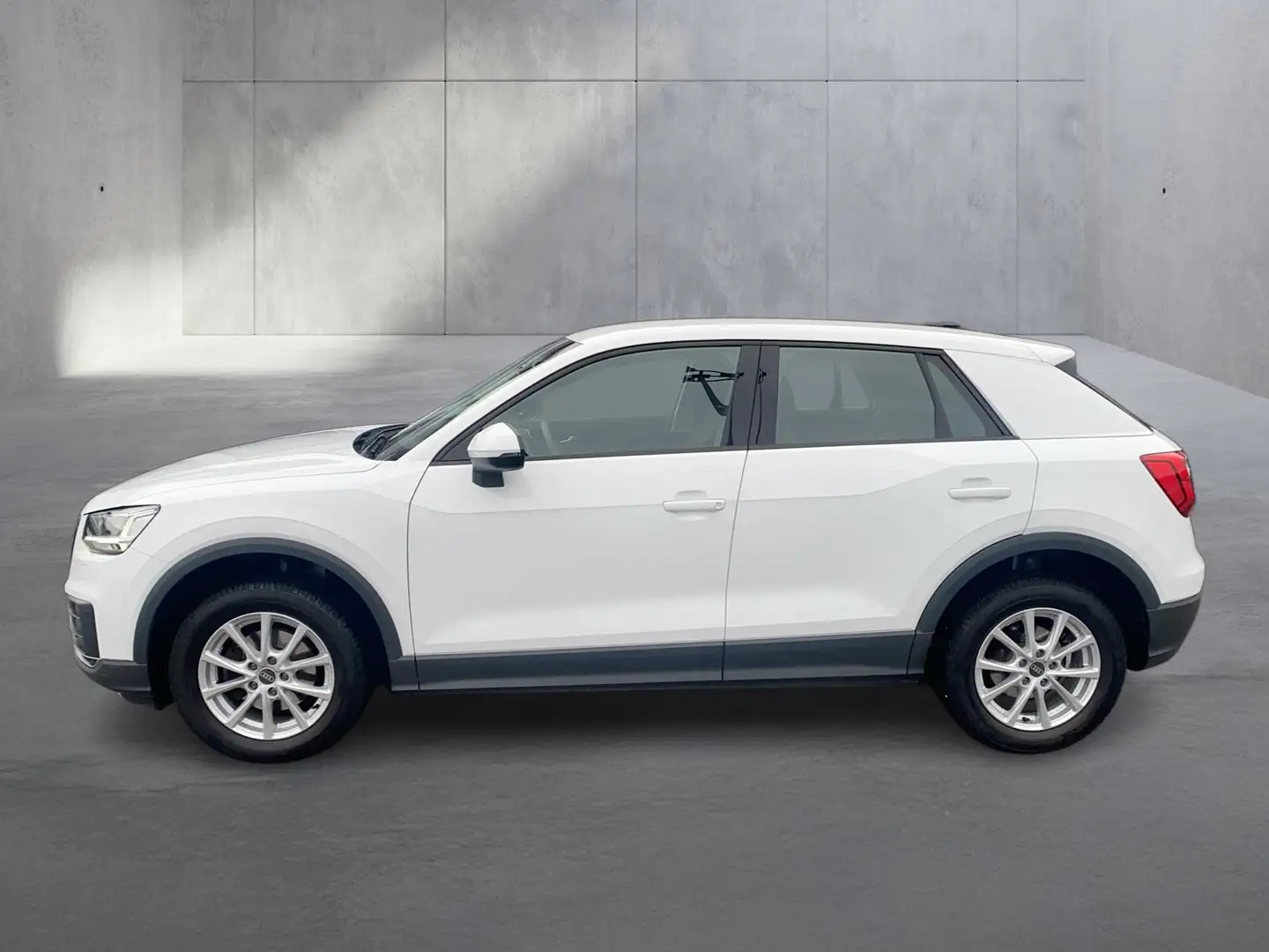 Audi Q2 30 TFSI intense Weiß - 2