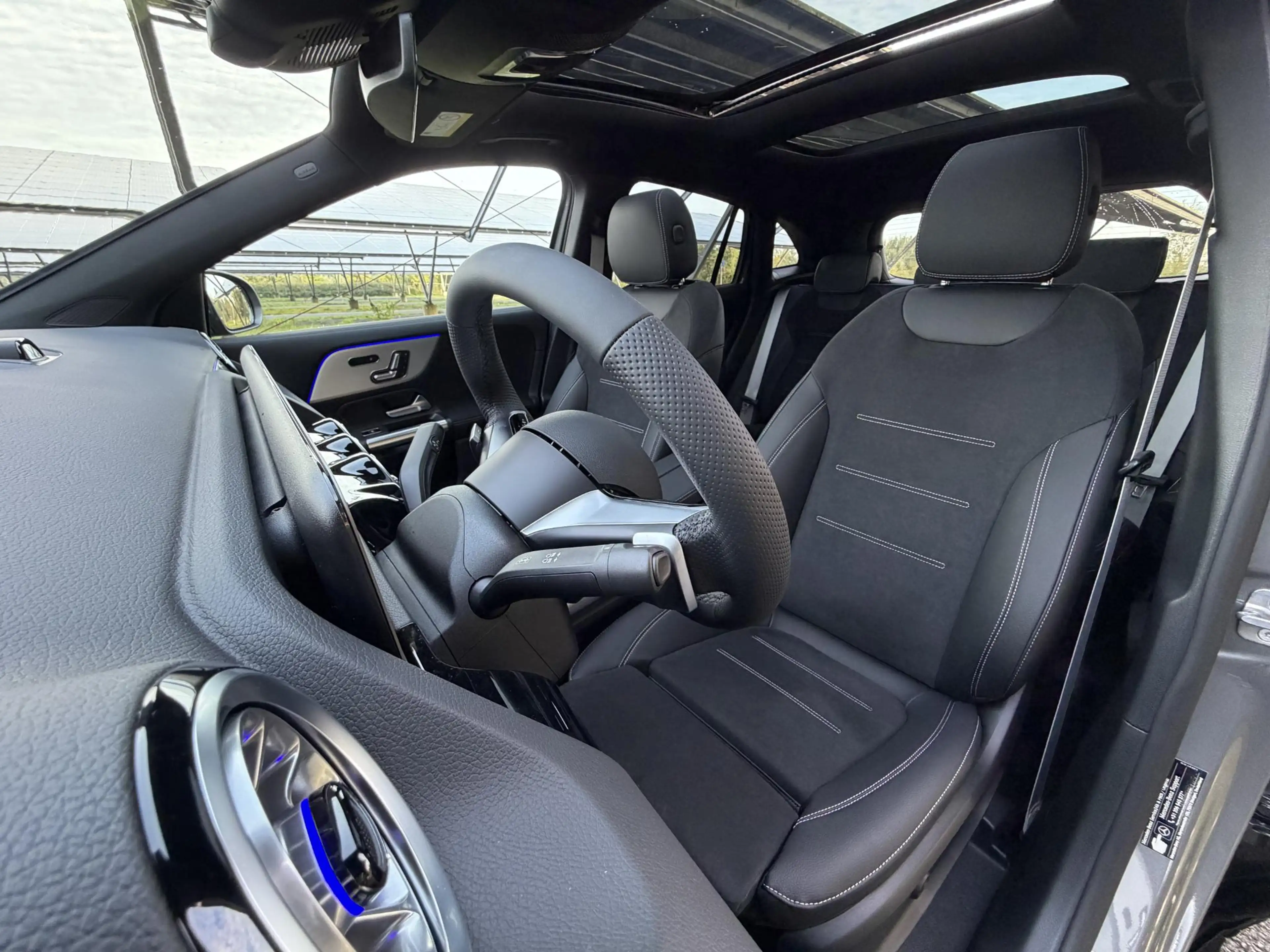 Mercedes-Benz GLA 250 e 140 Years Edition | AMG line | Night | Panoramad — photo 10