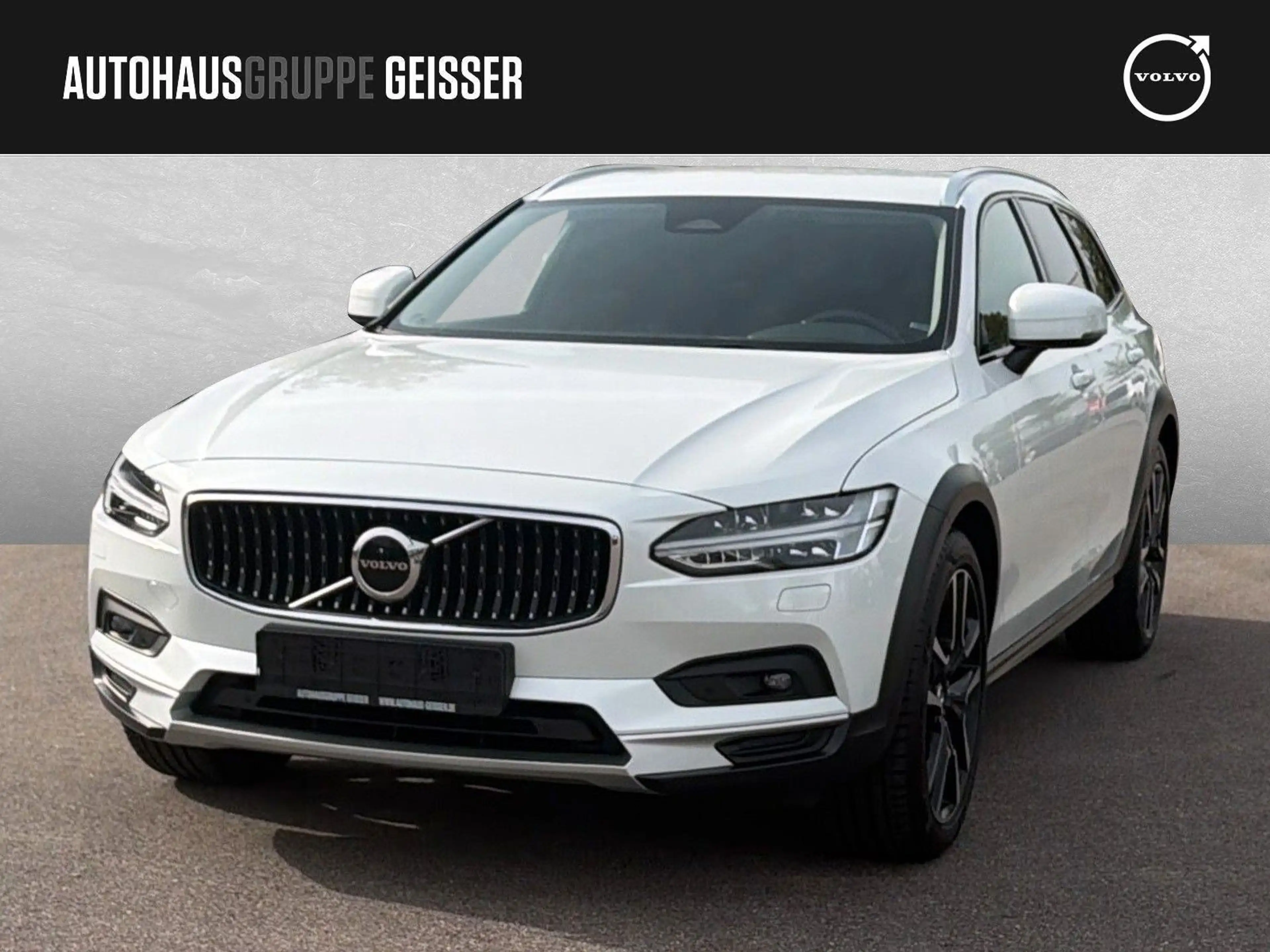 Volvo V90 Cross Country B4 AWD Mild-Hybrid Plus ACC