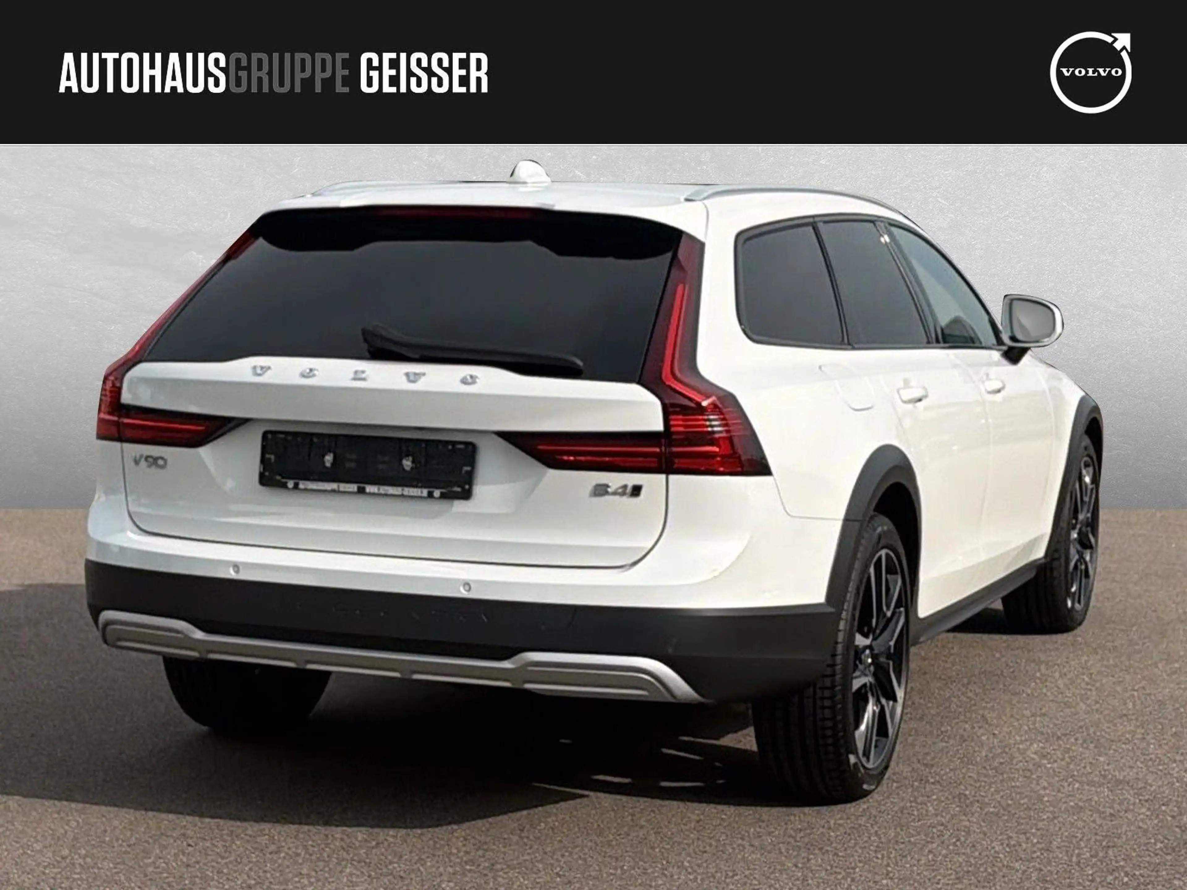 Volvo V90 Cross Country B4 AWD Mild-Hybrid Plus ACC — photo 7