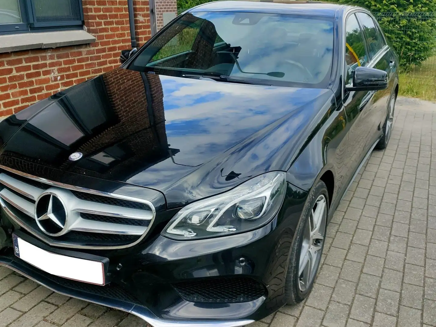 Mercedes-Benz E 220 E 220 BlueTEC 7G-Tronic "AMG line - Sport Edit." Zwart - 2
