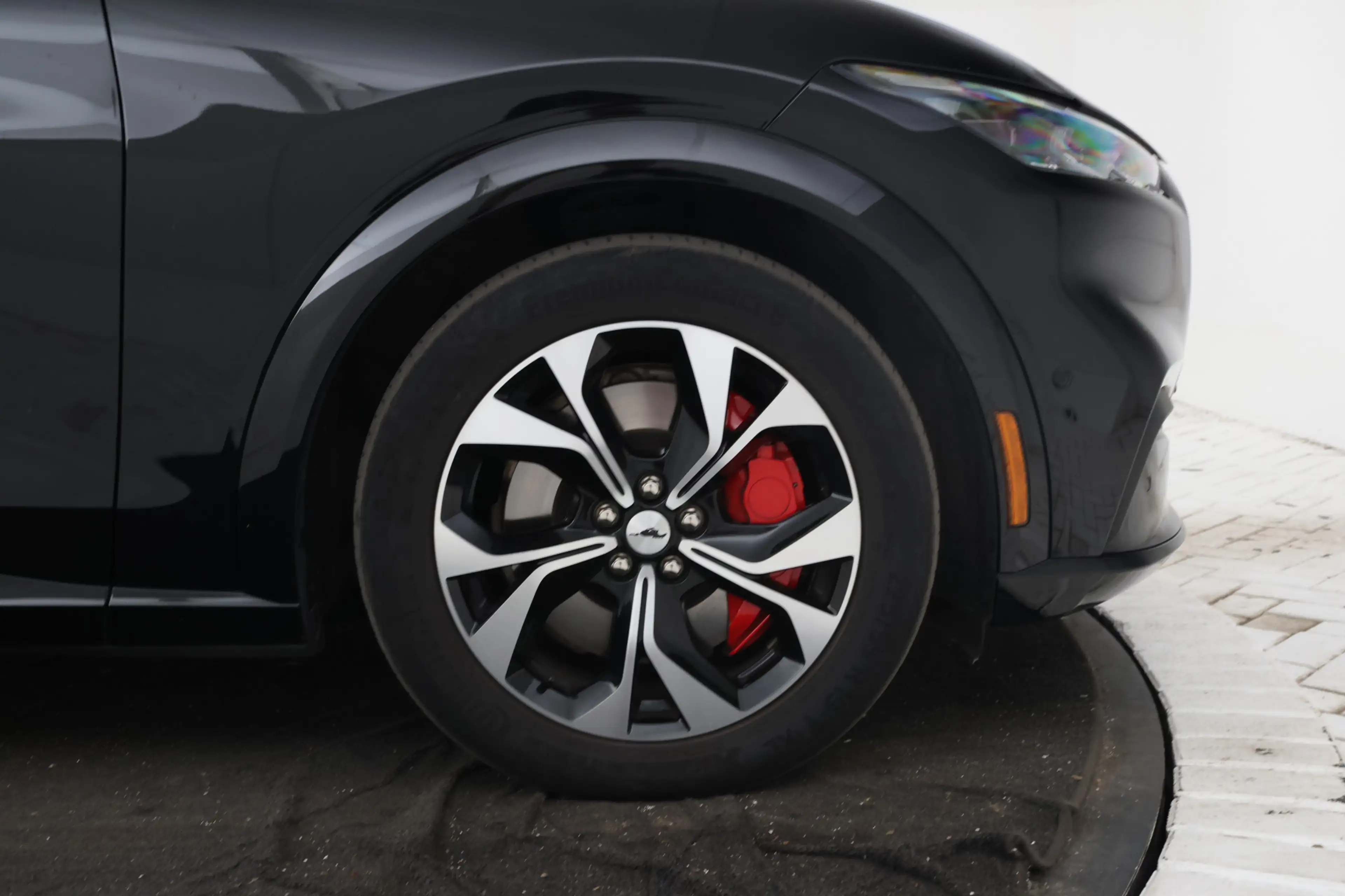 Ford Mustang Mach-E Extended AWD 98 kWh - 360° Camera, Leer, Stuur/Sto — photo 11