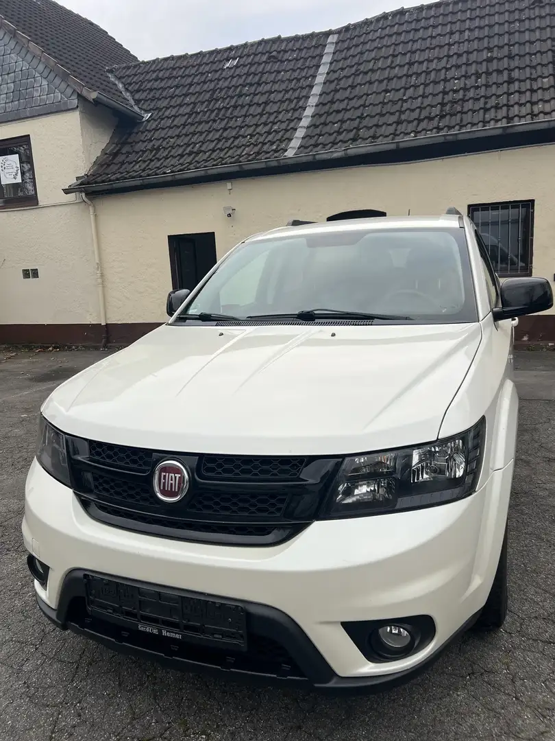 Fiat Freemont Black Code AWD-Aut.AHK-7 Sitzer!! - 1