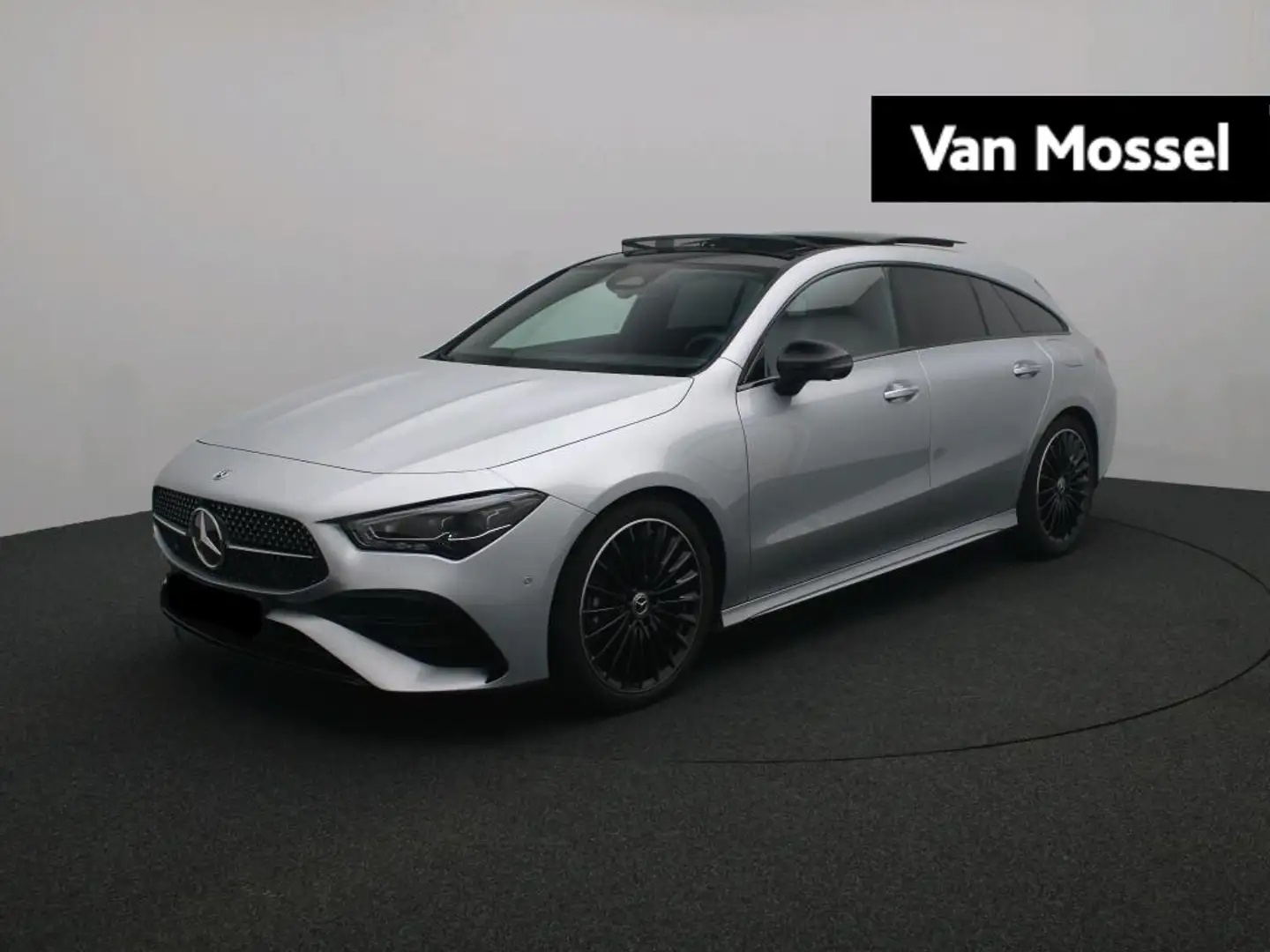 Mercedes-Benz CLA 180 STAR EDITION Shooting Brake + AMG LINE + PANORAMIS Zilver - 1