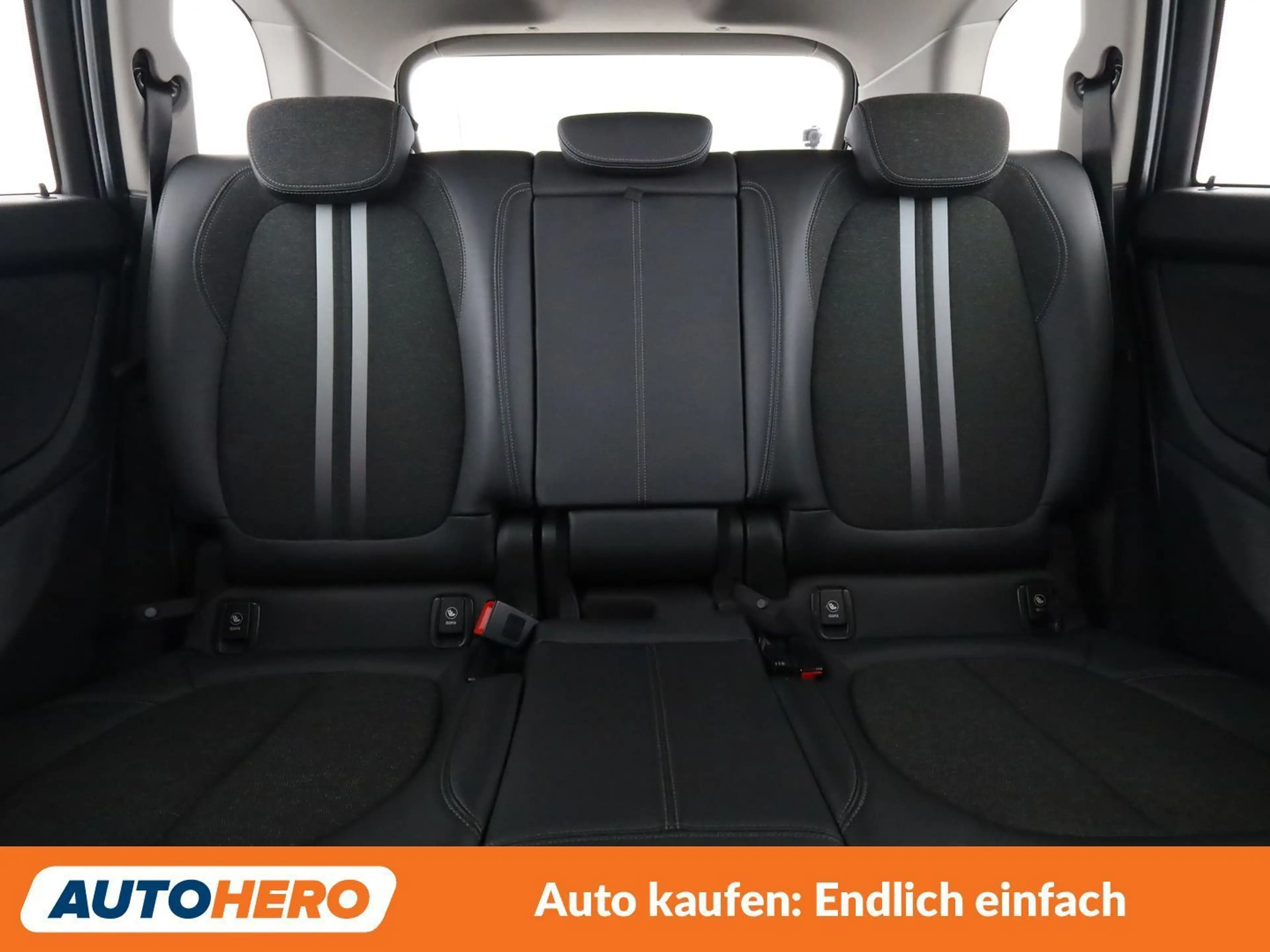 BMW 216 216i Gran Tourer Sport Line — photo 15