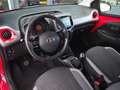 Toyota Aygo 1.0 VVT-i x-play / CarPlay / Camera / DAB / Androi Rosso - thumbnail 5