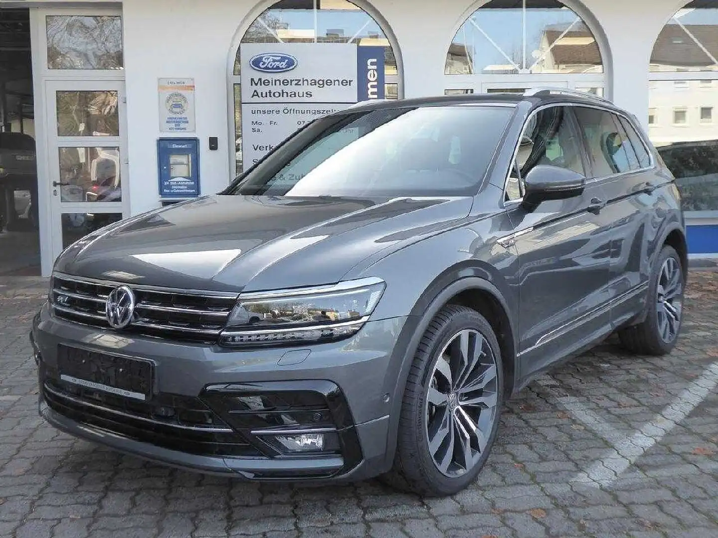 Volkswagen Tiguan Highline R-Line Paket 4Motion Gris - 1