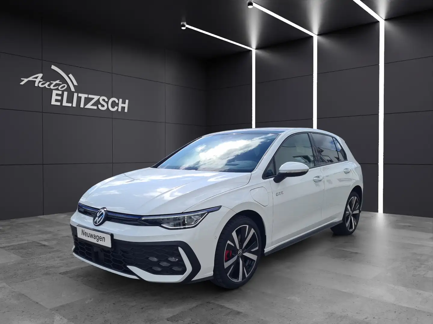 Volkswagen Golf VIII GTE Matrix HUD AHK 360° DCC ACC Keyless Weiß - 2